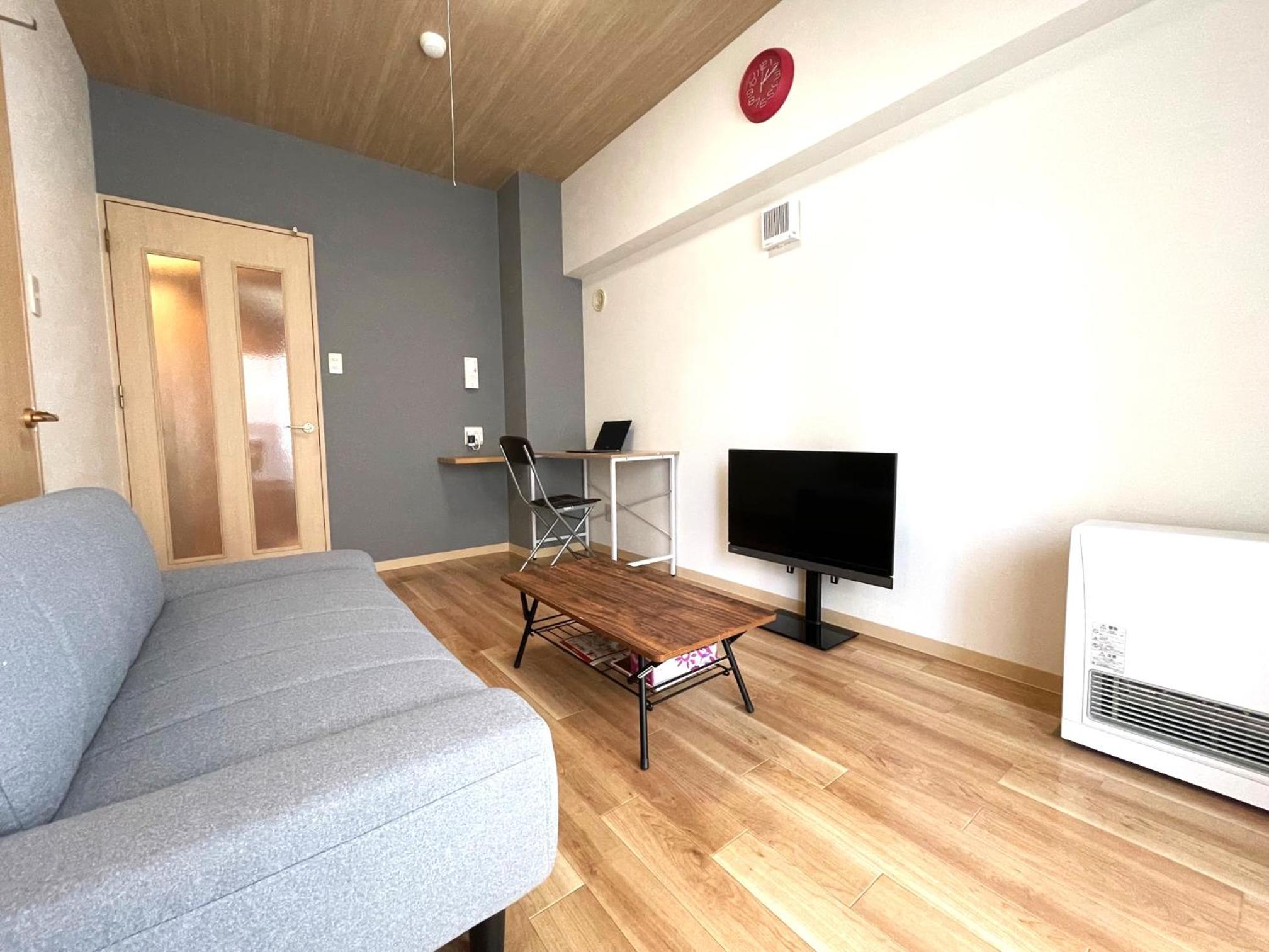 One-Bedroom Apartment - Photo 24