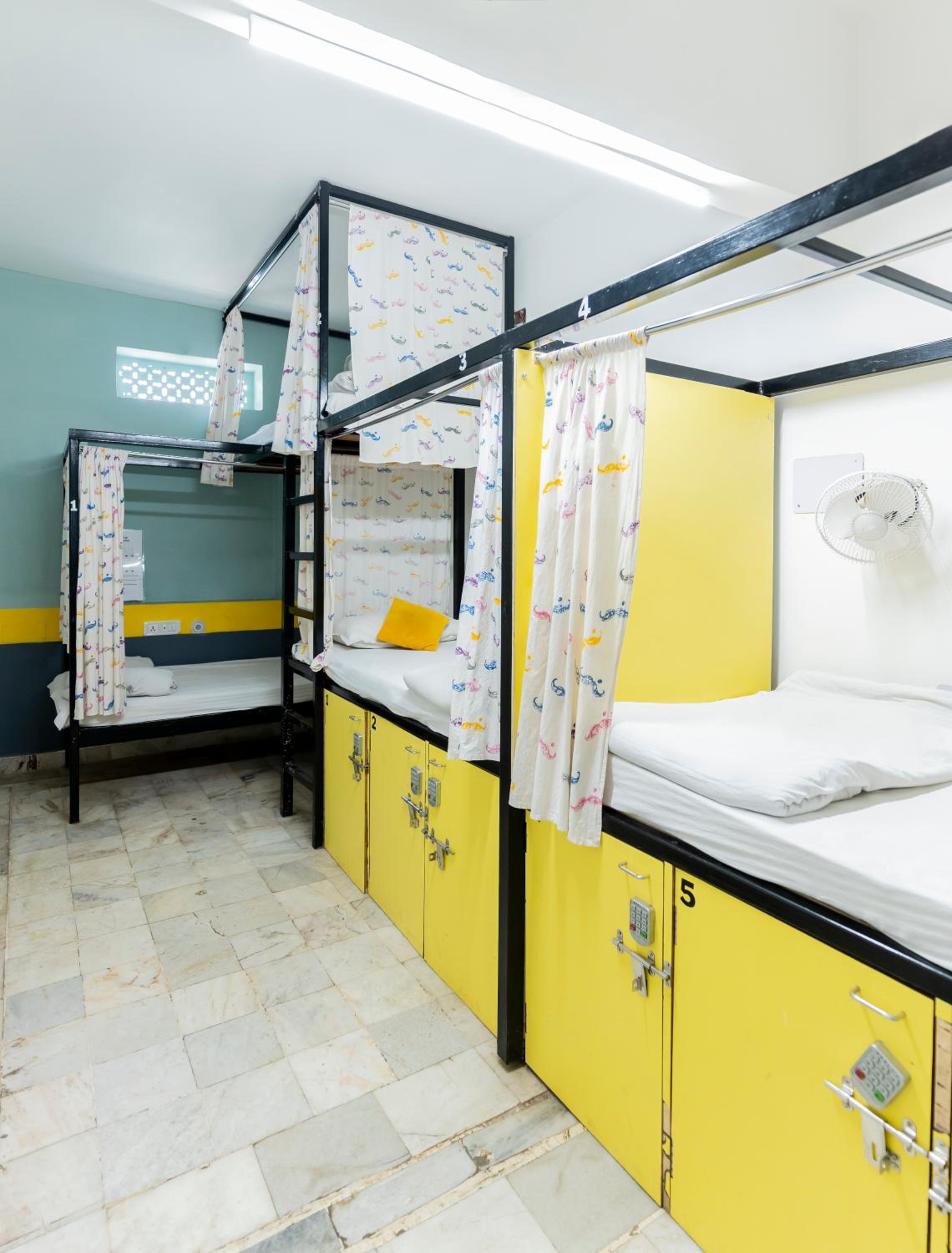 6 Bed Mixed Dorm(A/C) photo 1