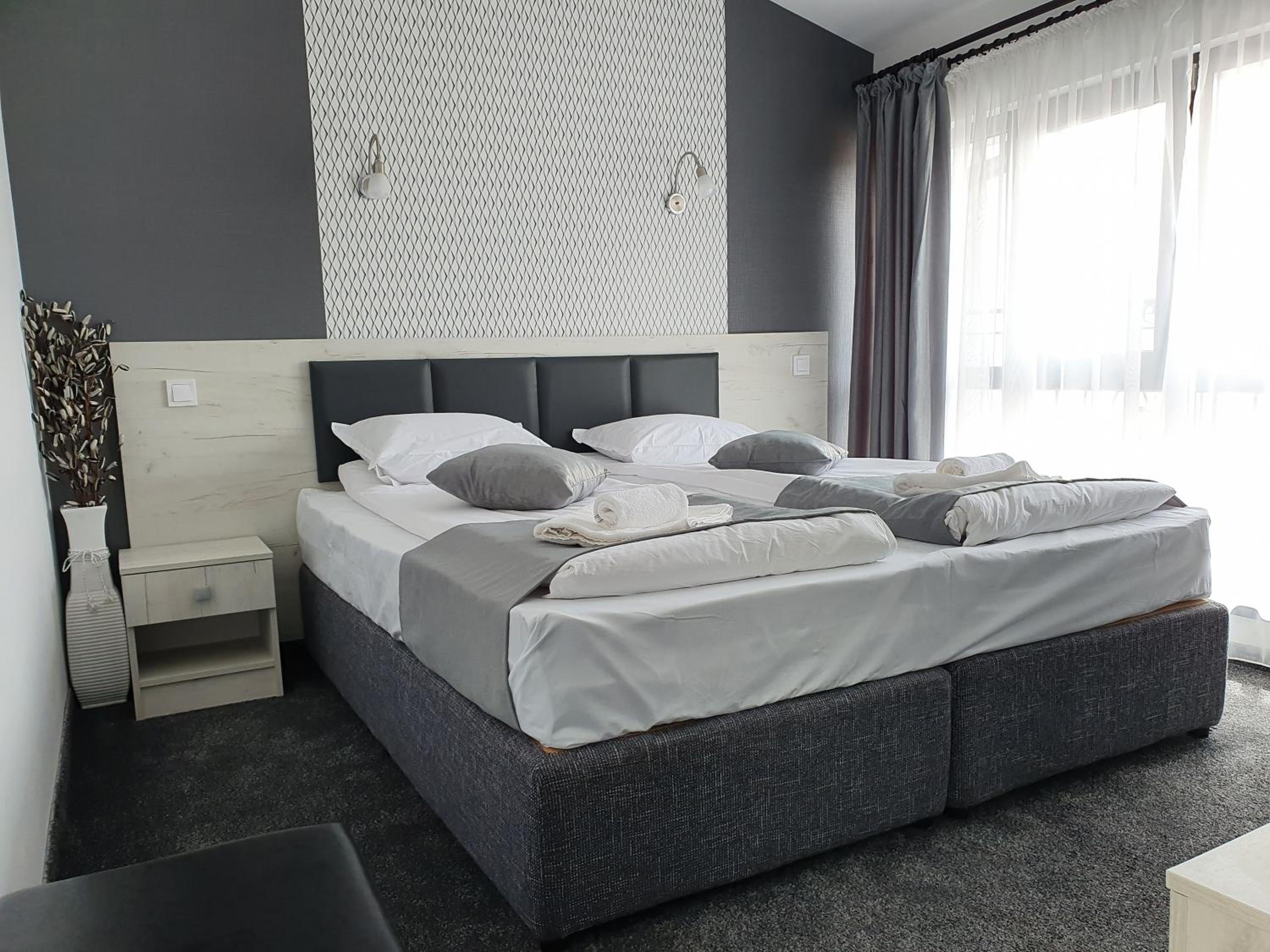 Standard Double Room photo 3