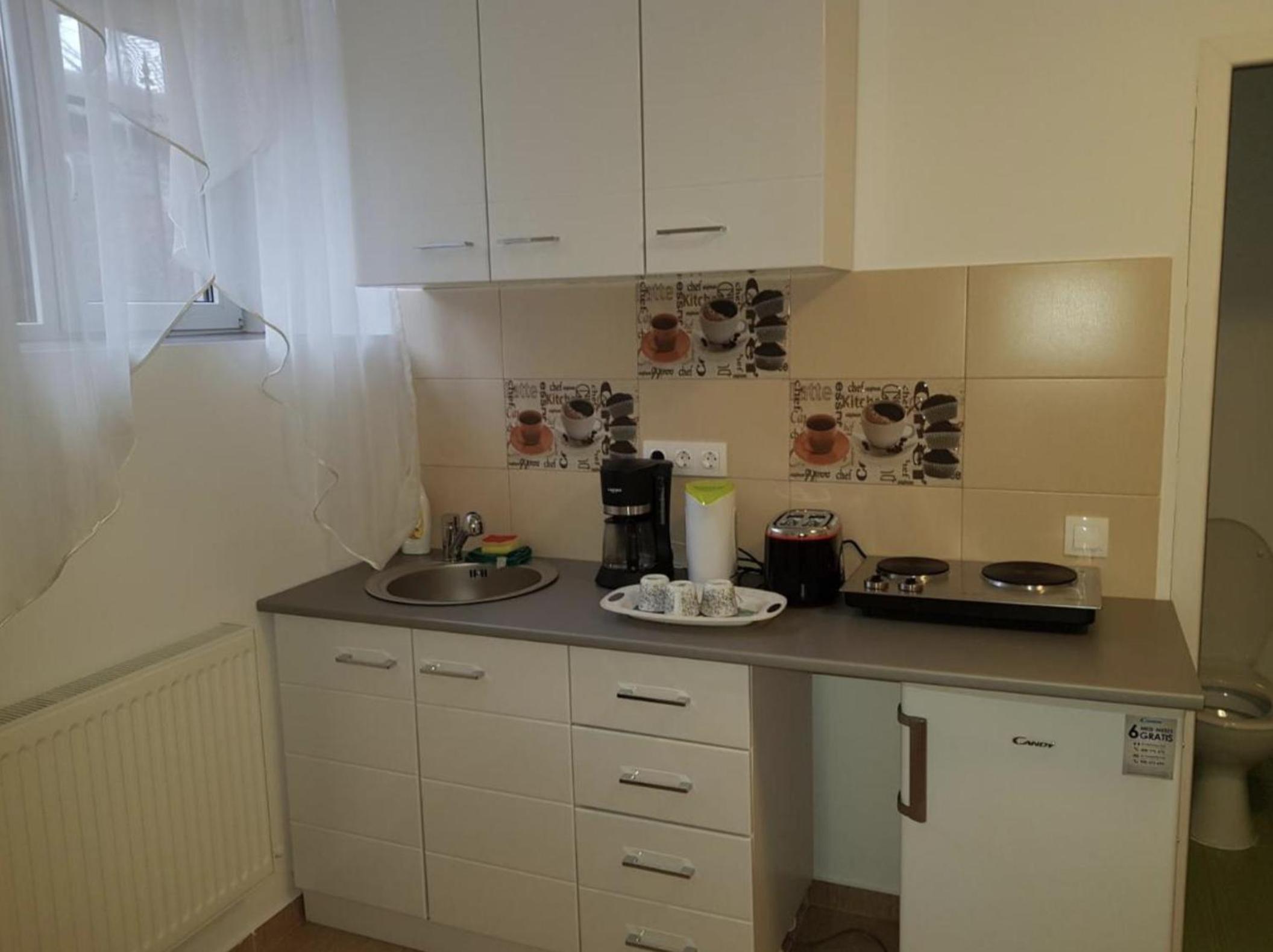 Studio Apartment - Photo 5