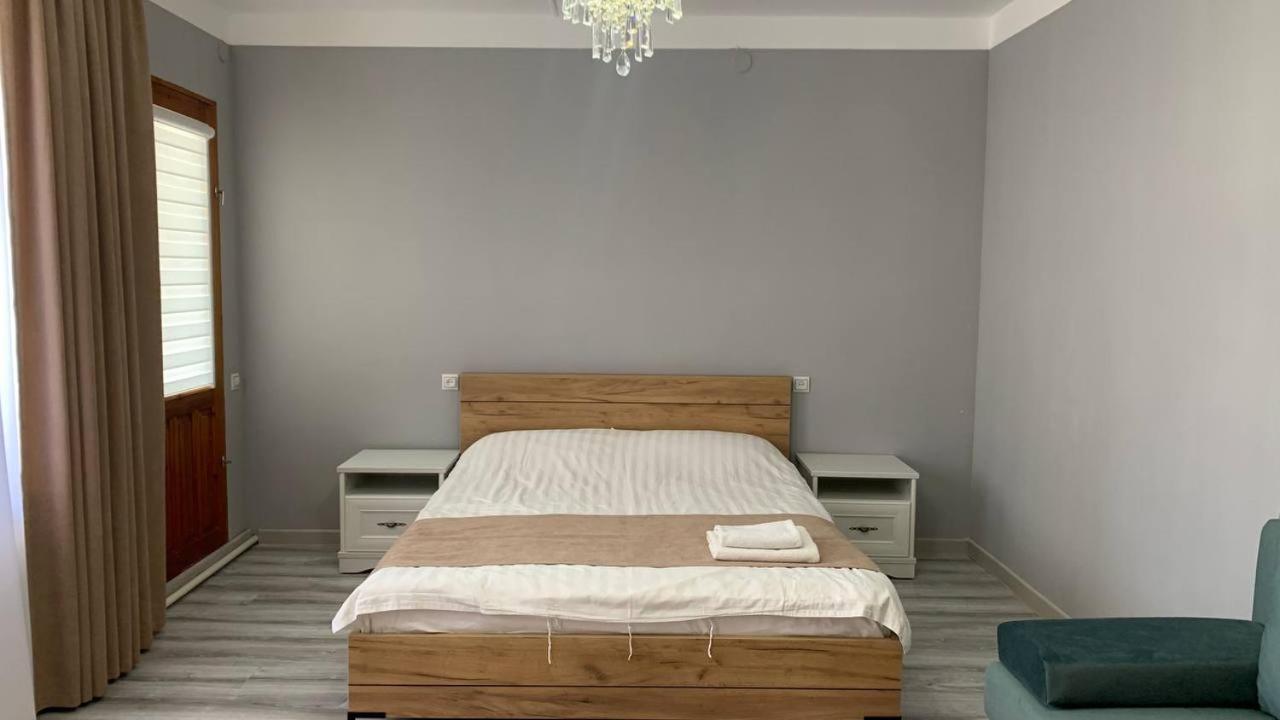 One-Bedroom Suite photo 2
