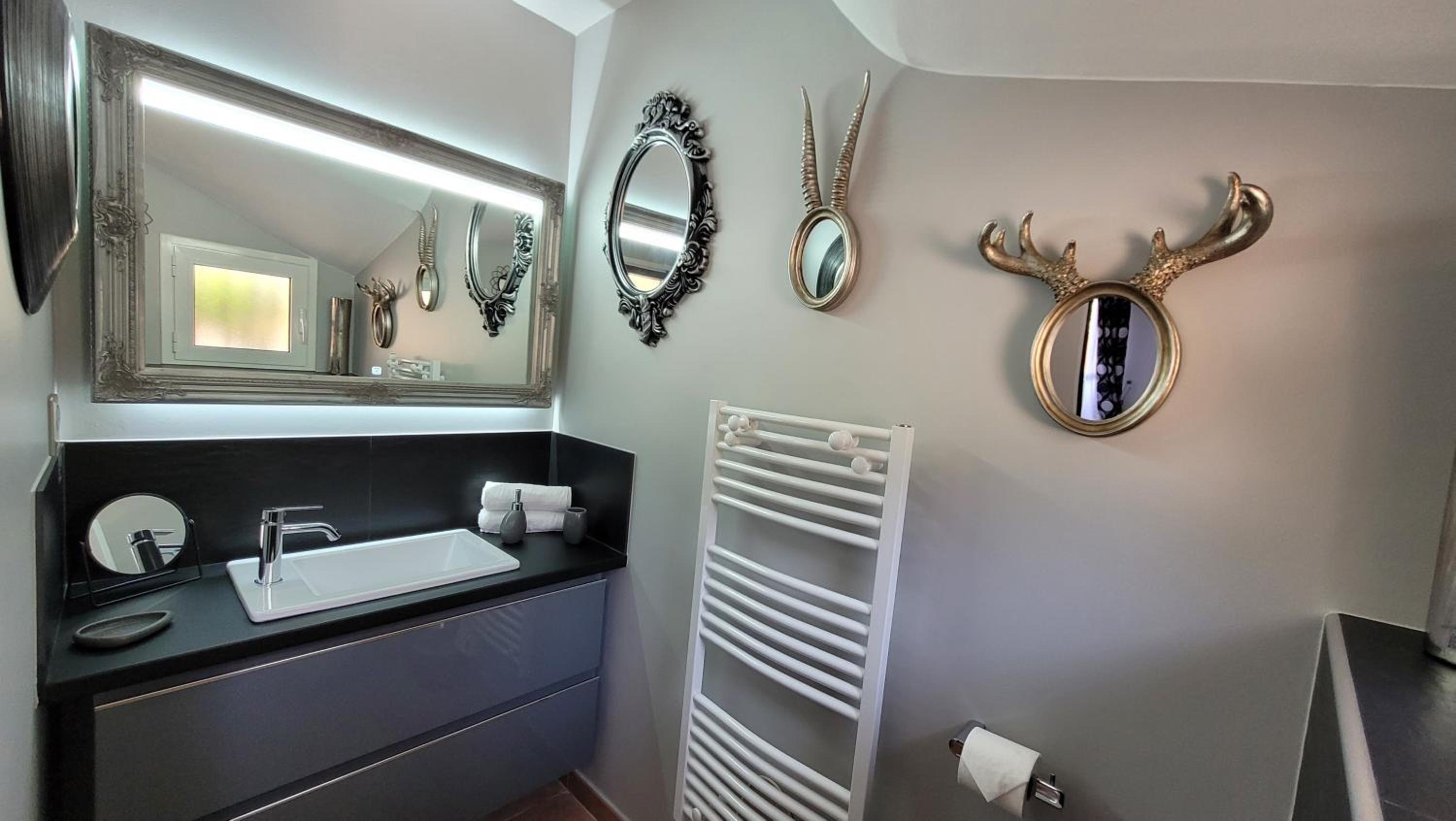 Superior Double Room - Photo 5