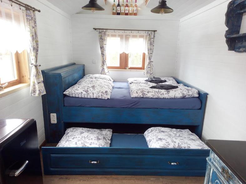One-Bedroom House photo 1
