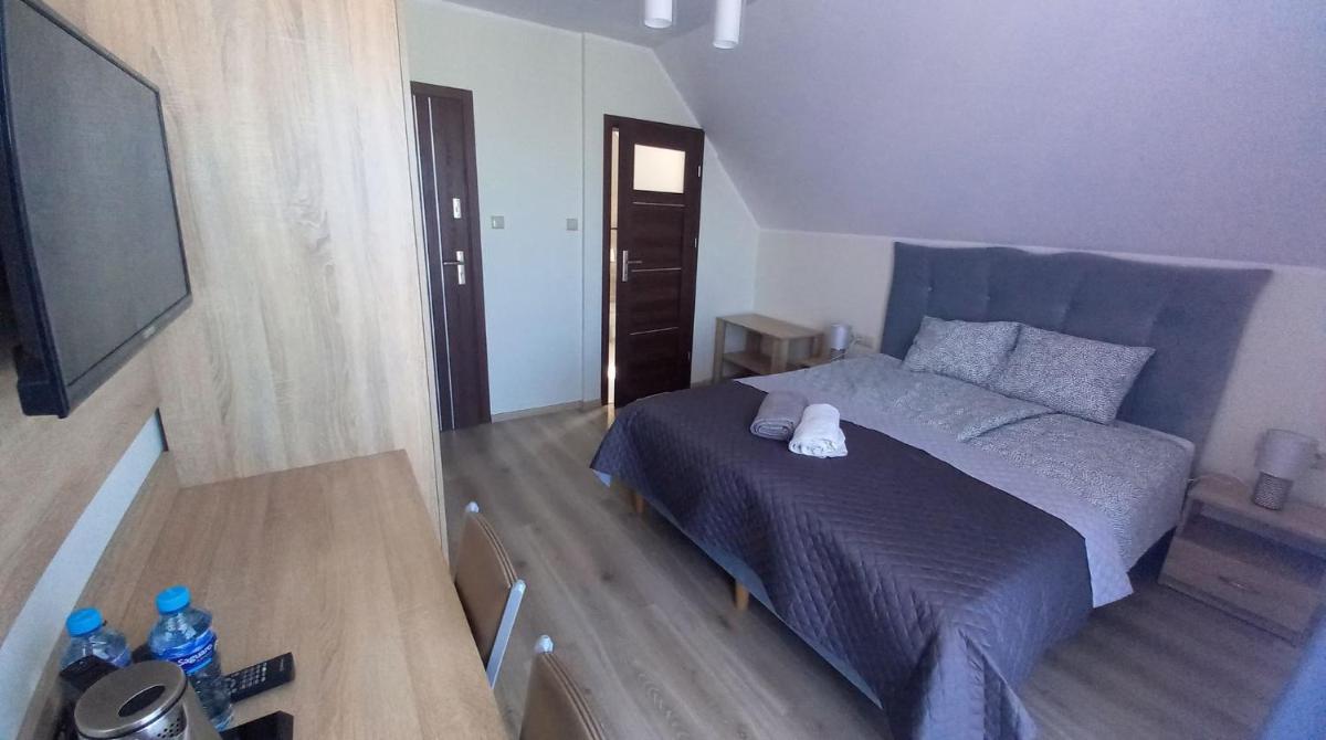 Deluxe Double Room with Balcony photo 2