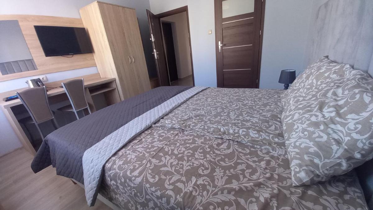 Standard Double Room - Photo 1