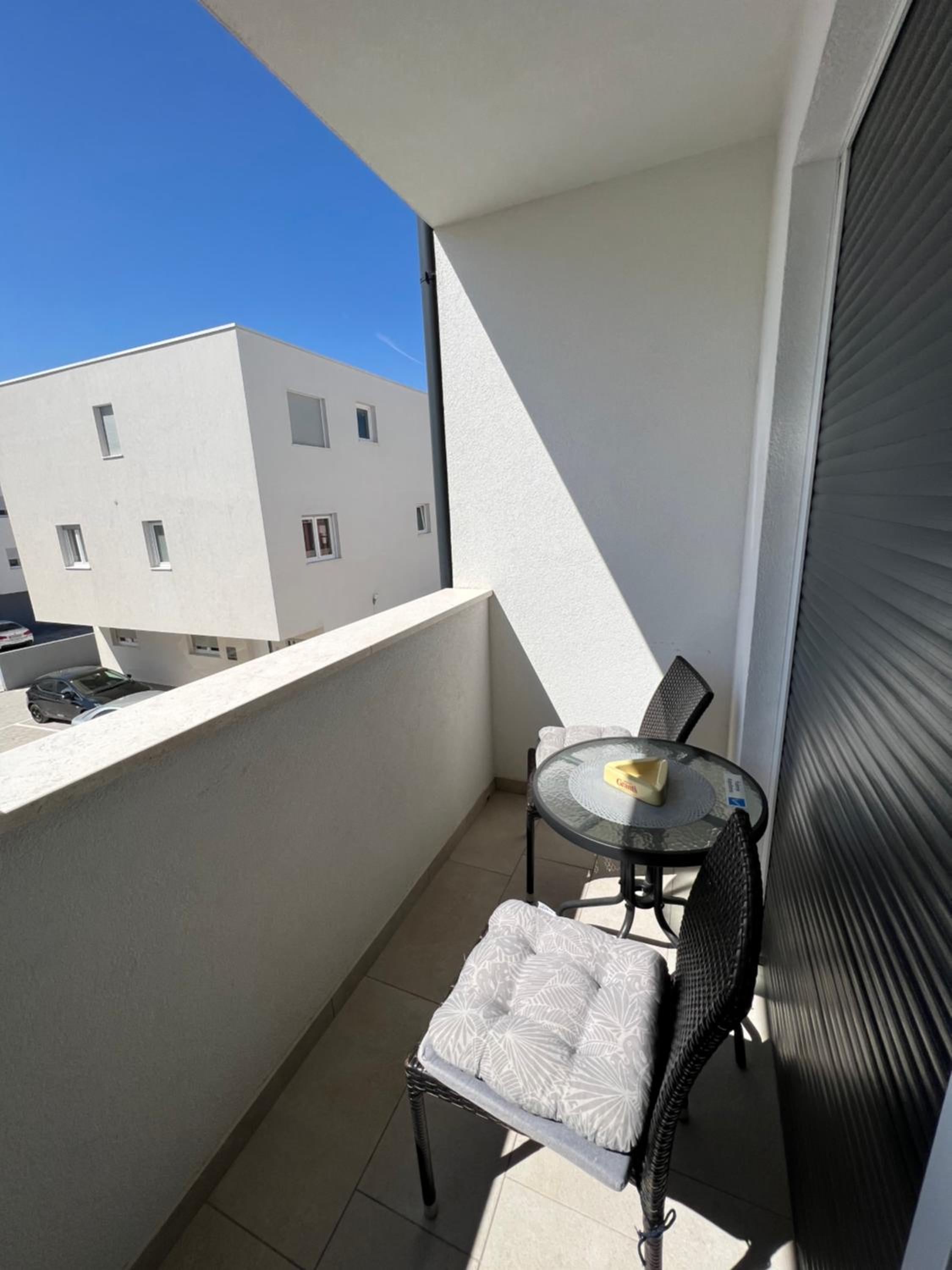 One-Bedroom Apartment - Photo 10