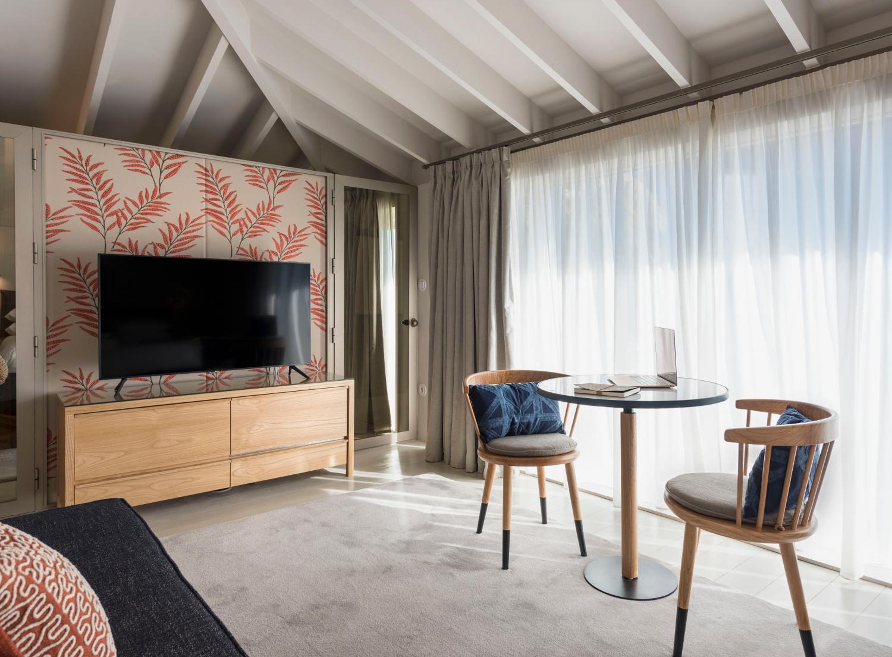 Loft Deluxe - Photo 2