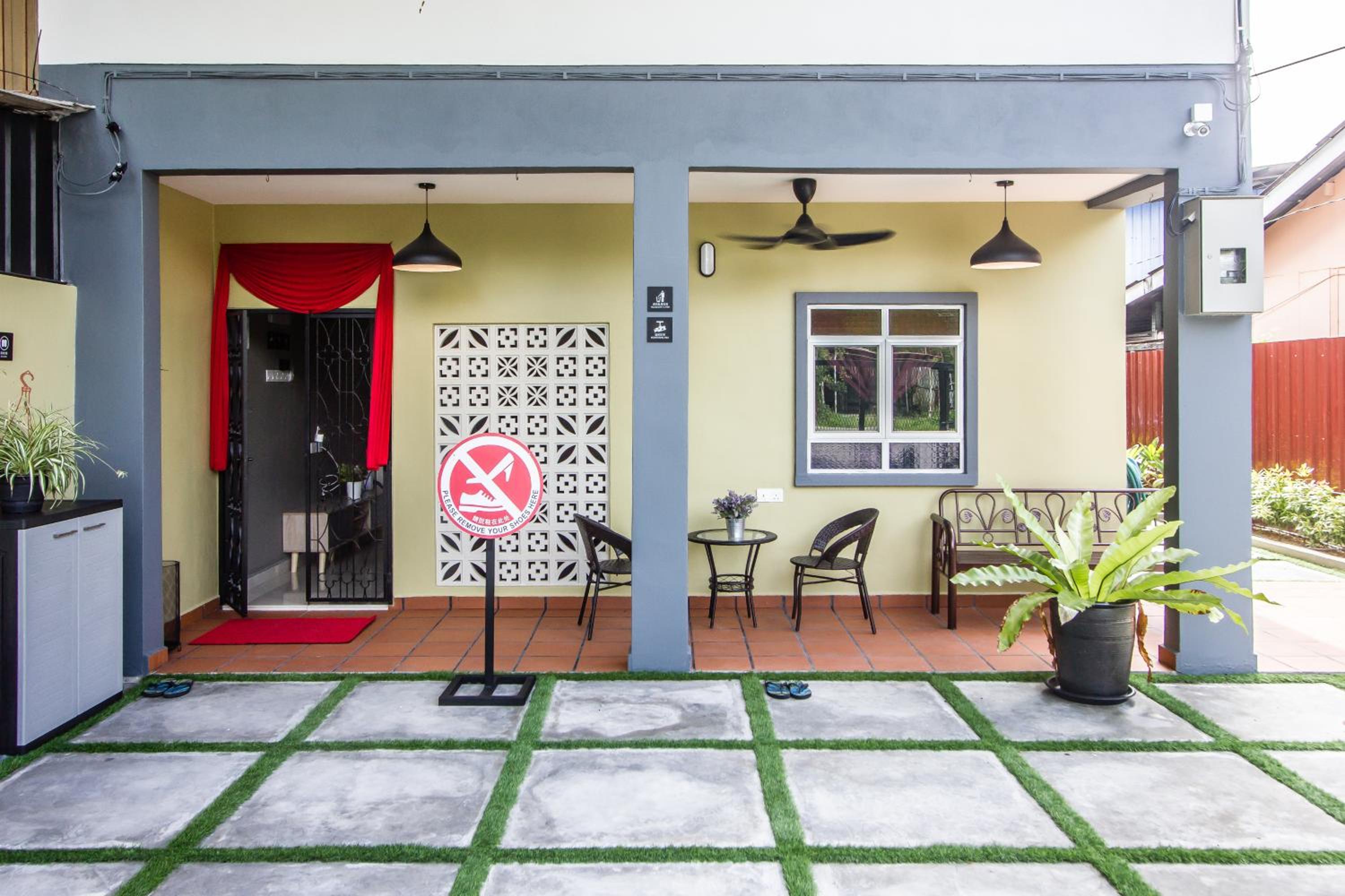 Four-Bedroom House photo 1