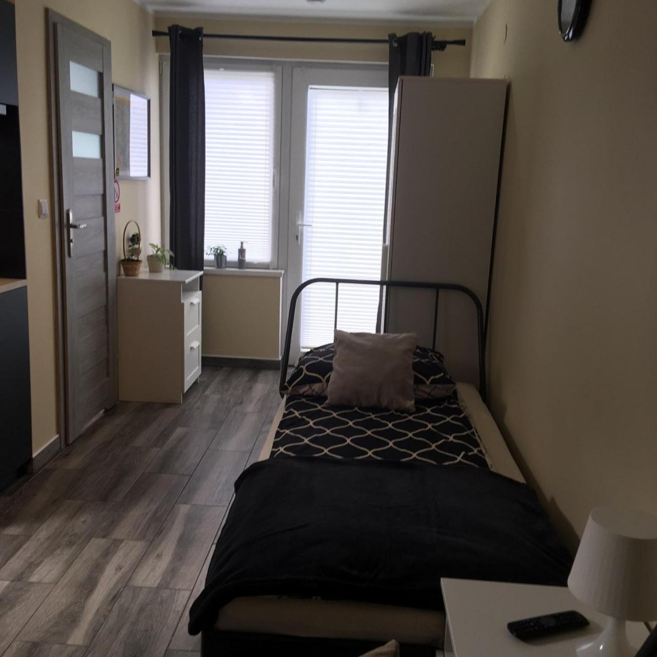 Quadruple Room with Private Bathroom - Photo 3