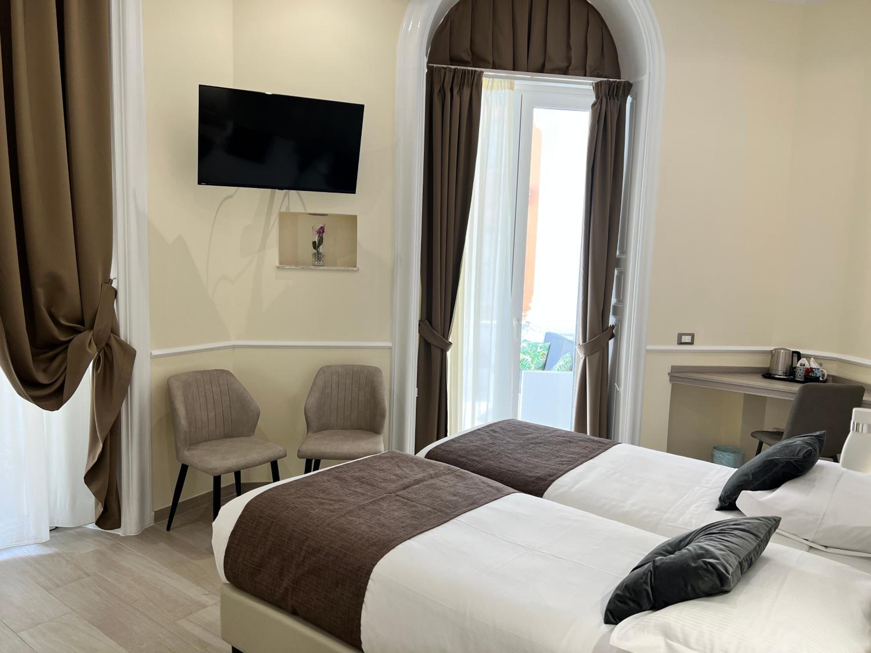 Junior Suite with Terrace photo 2