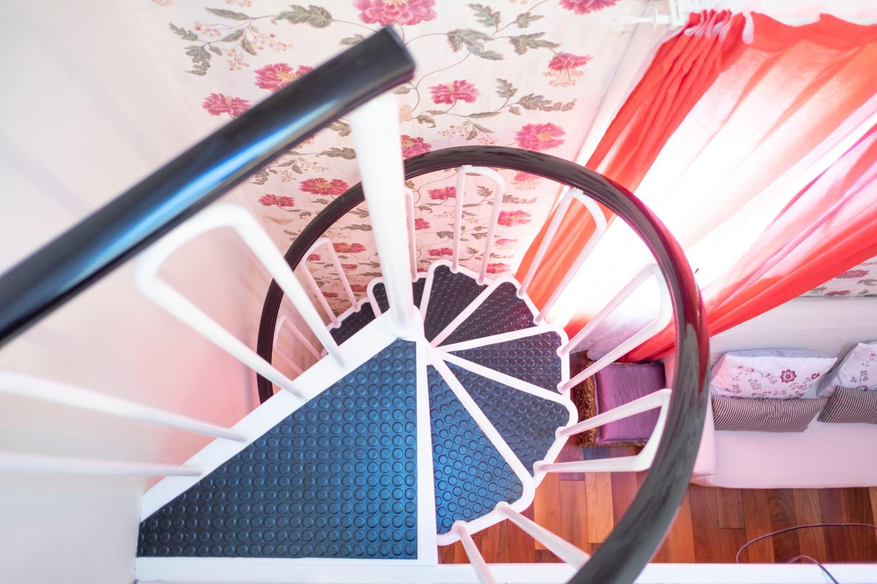 Double Room - Photo 28