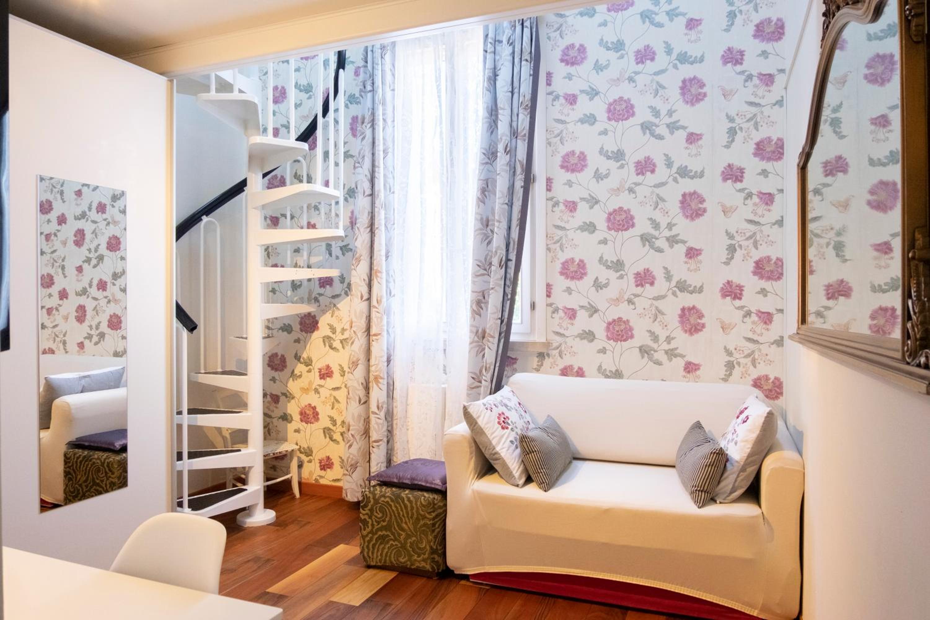 Double Room - Photo 1