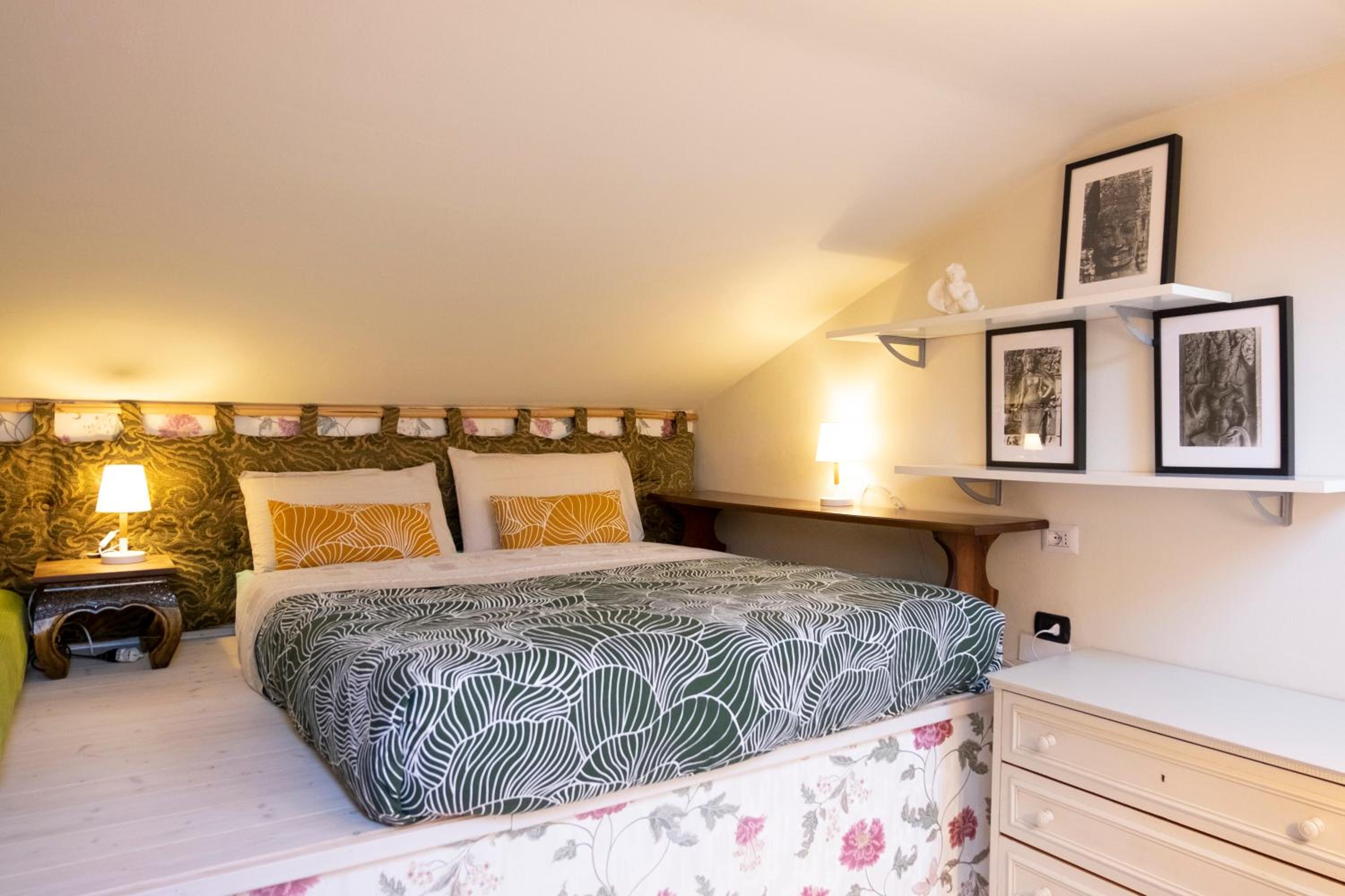 Double Room - Photo 20