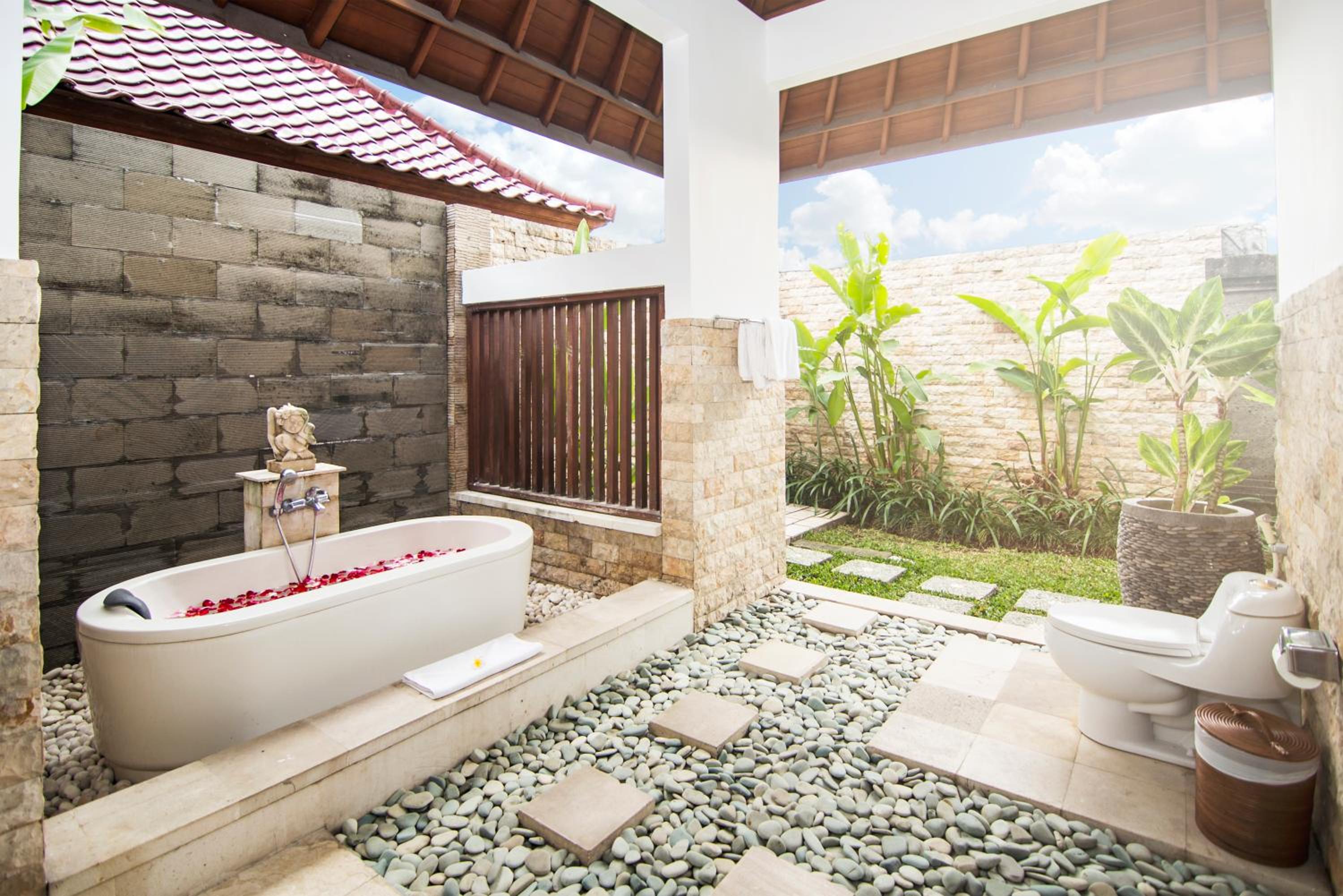 One-Bedroom Villa with Private Pool - Photo 5