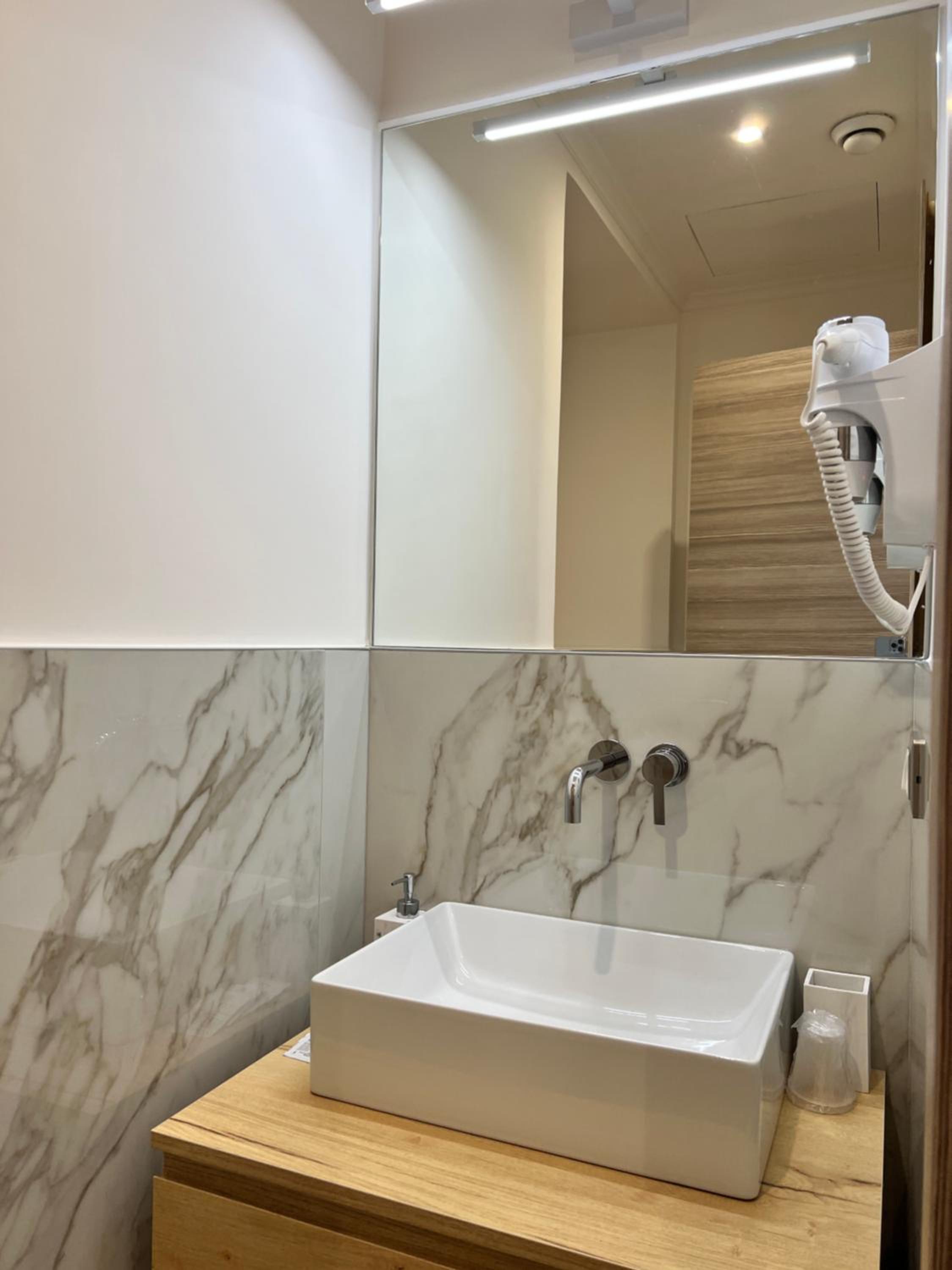 Junior Suite with Terrace photo 2