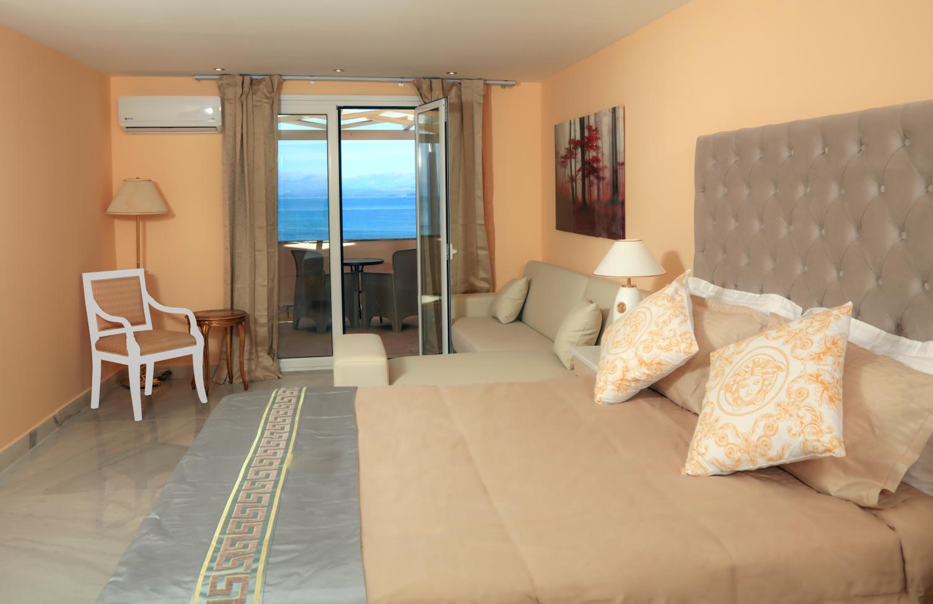 Rooftop Penthouse Room photo 3