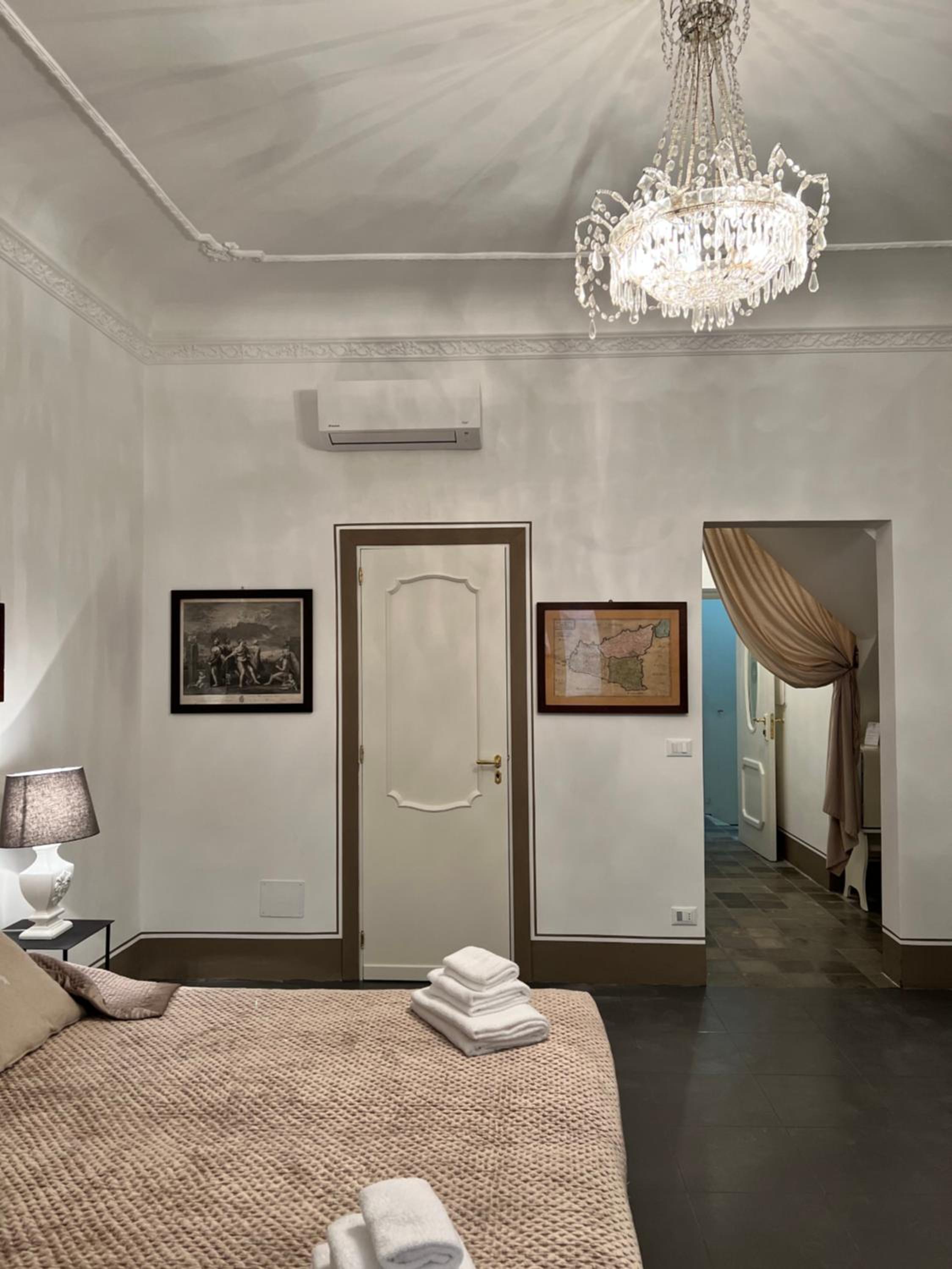 Deluxe Queen Room photo 3