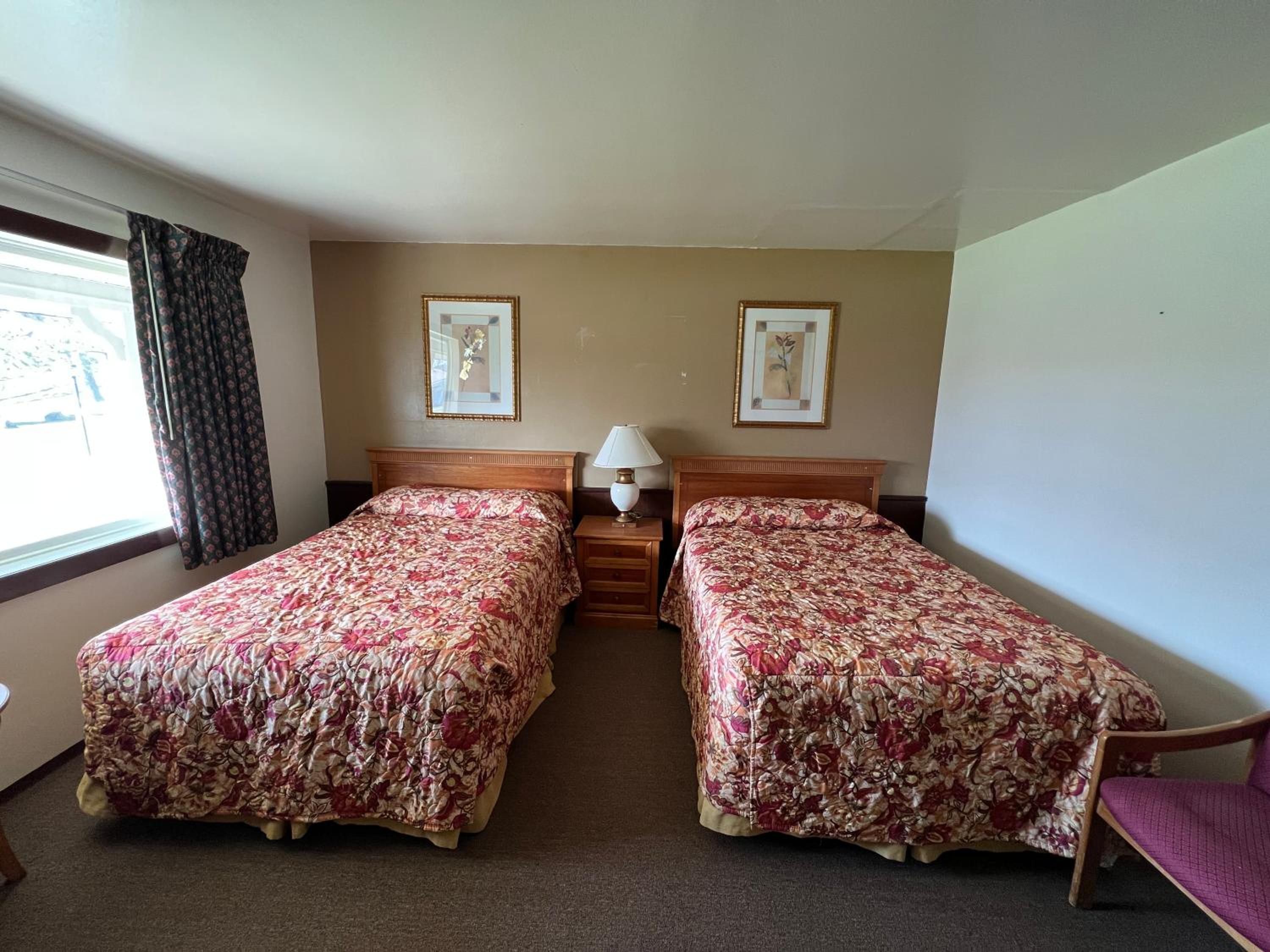 Double Room with Two Double Beds photo 1