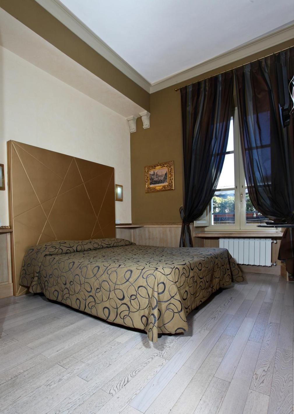 Superior Double or Twin Room - Photo 7