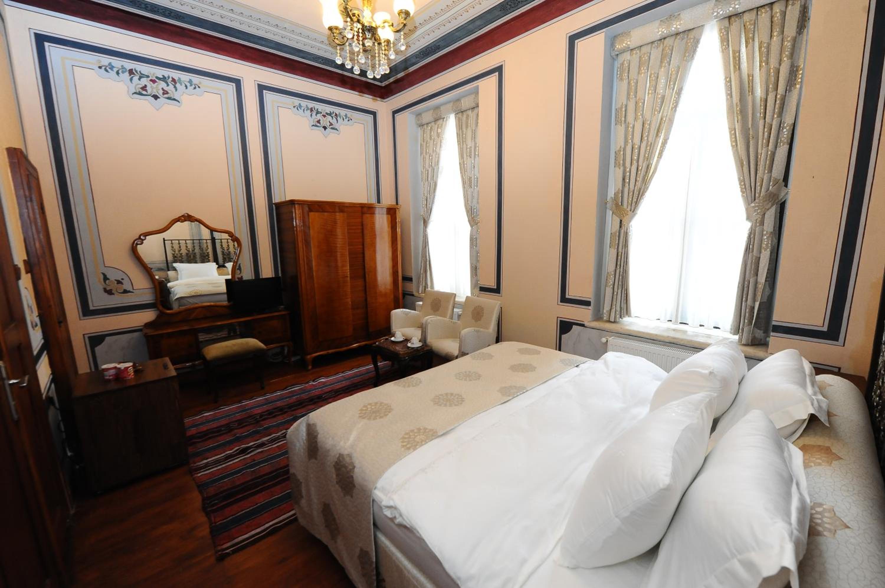 Standard Double Room photo 3