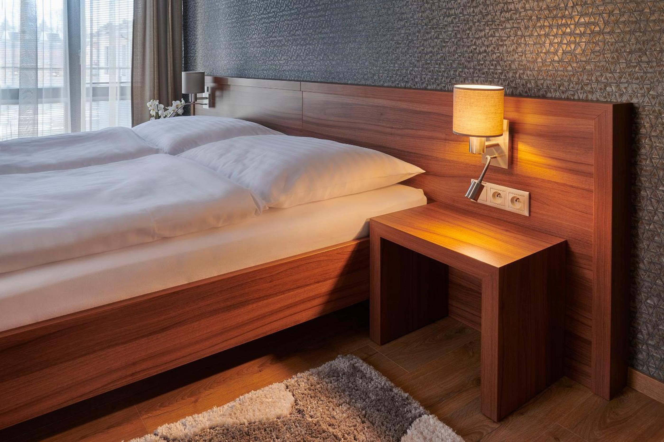 Large Double Room photo 1