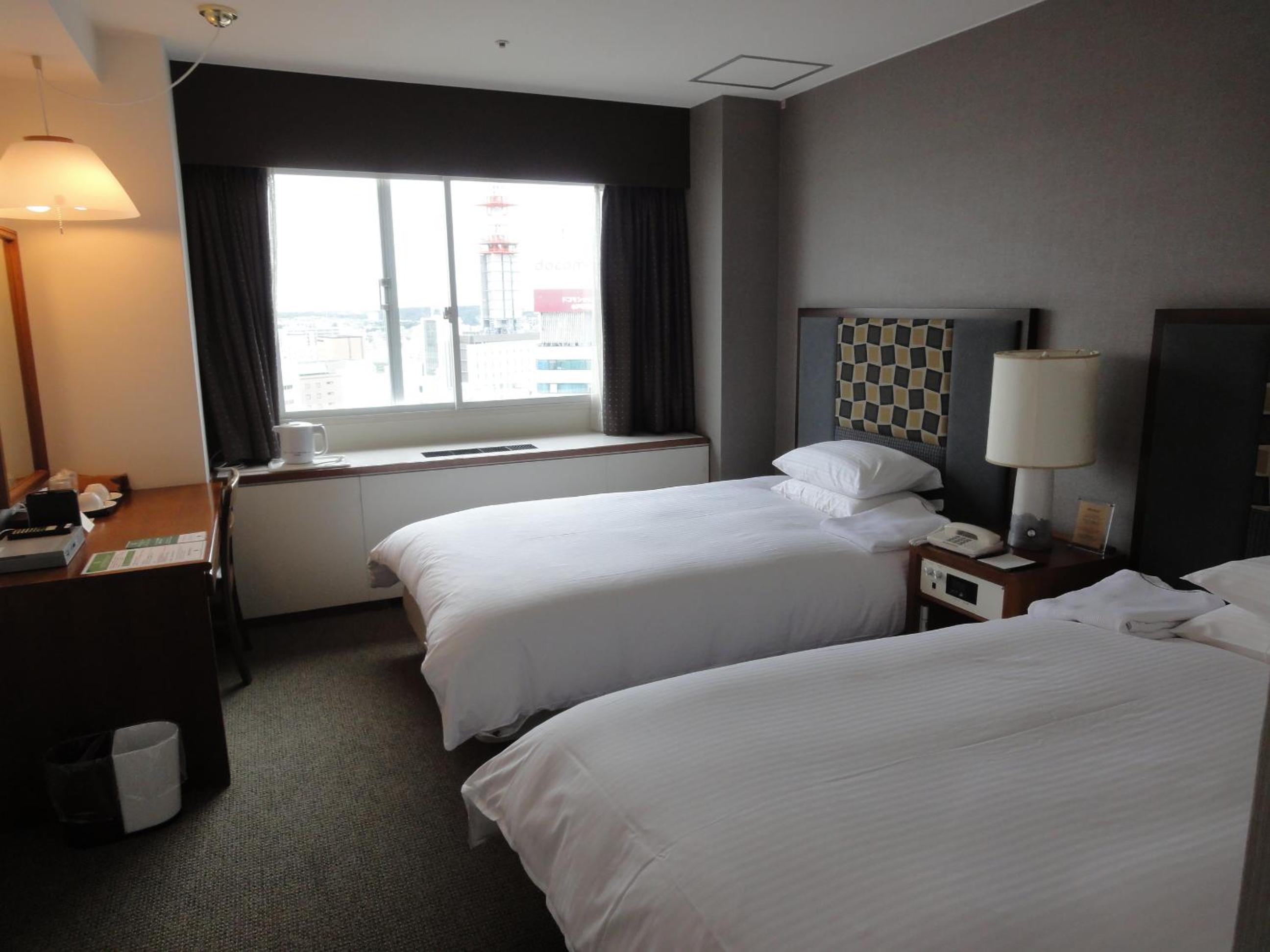 Twin Room - Non-Smoking - Photo 4