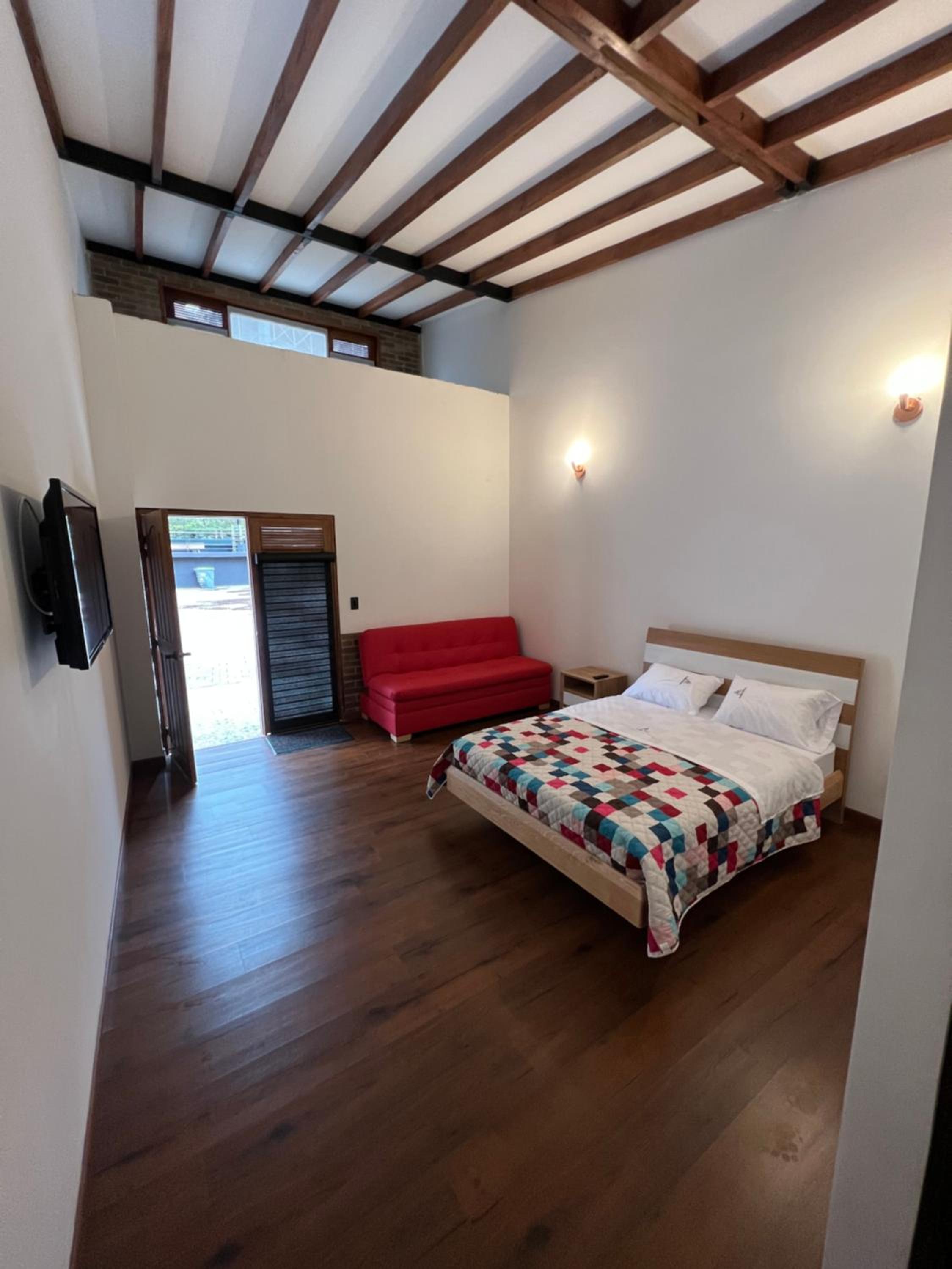 Queen Room with Spa Bath