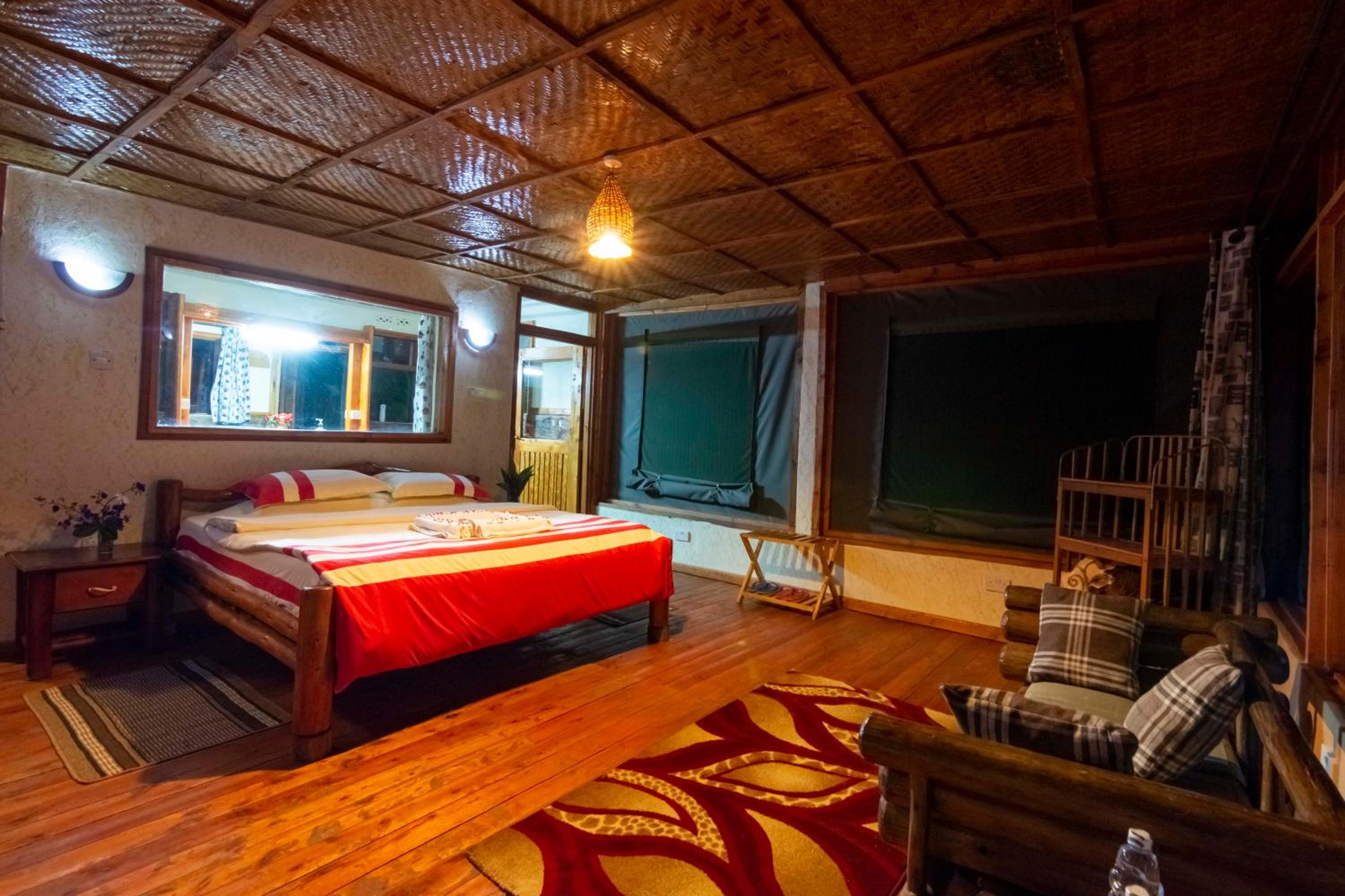 Superior Double or Twin Room with Mountain View photo 2