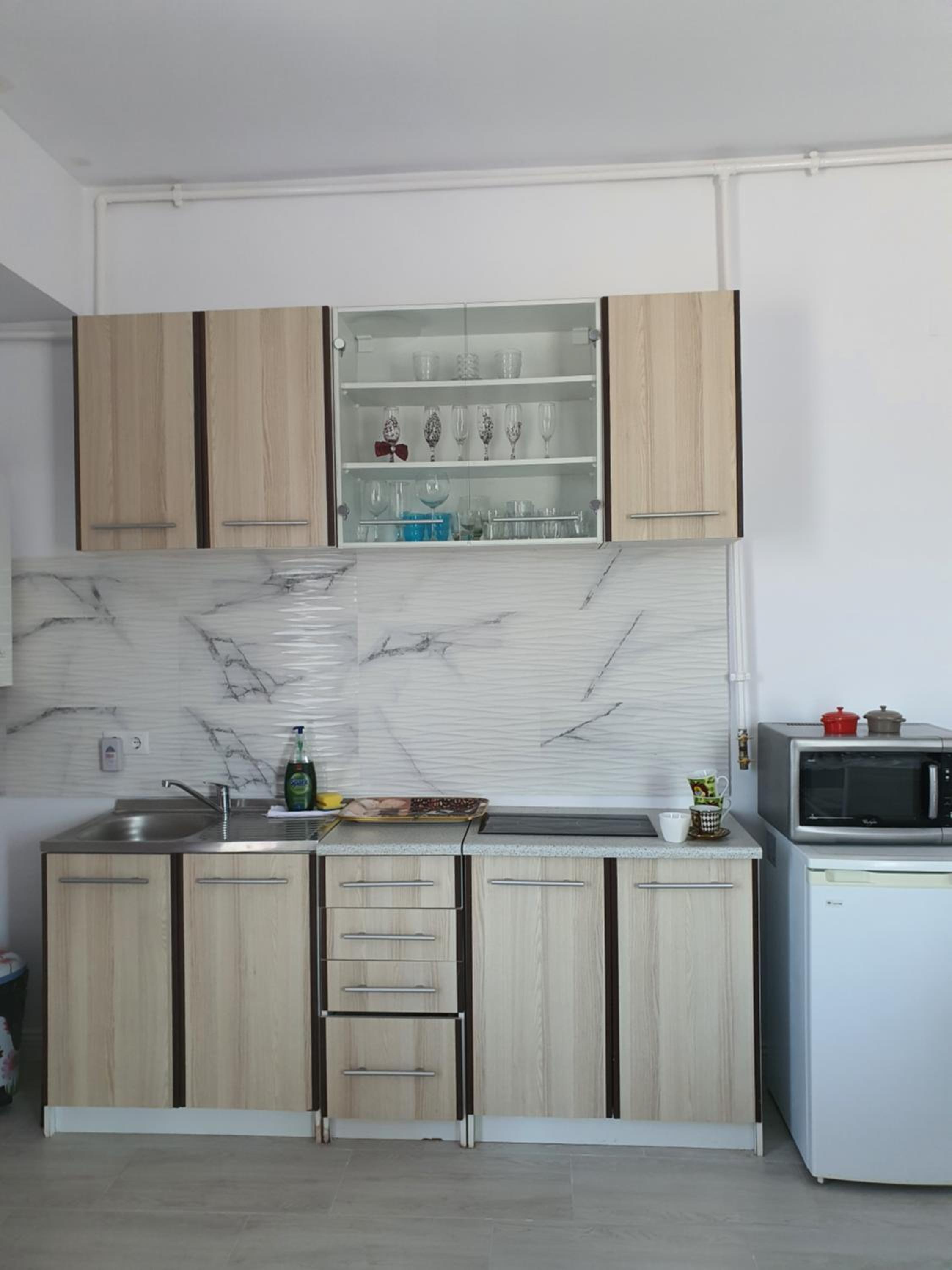 Apartment with Lake View - Photo 14