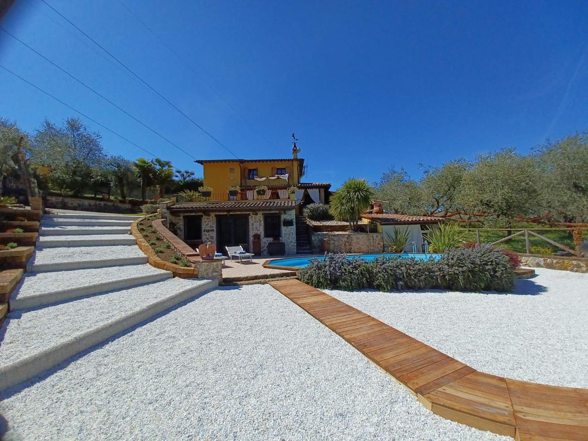 Villa with Private Pool - Photo 21
