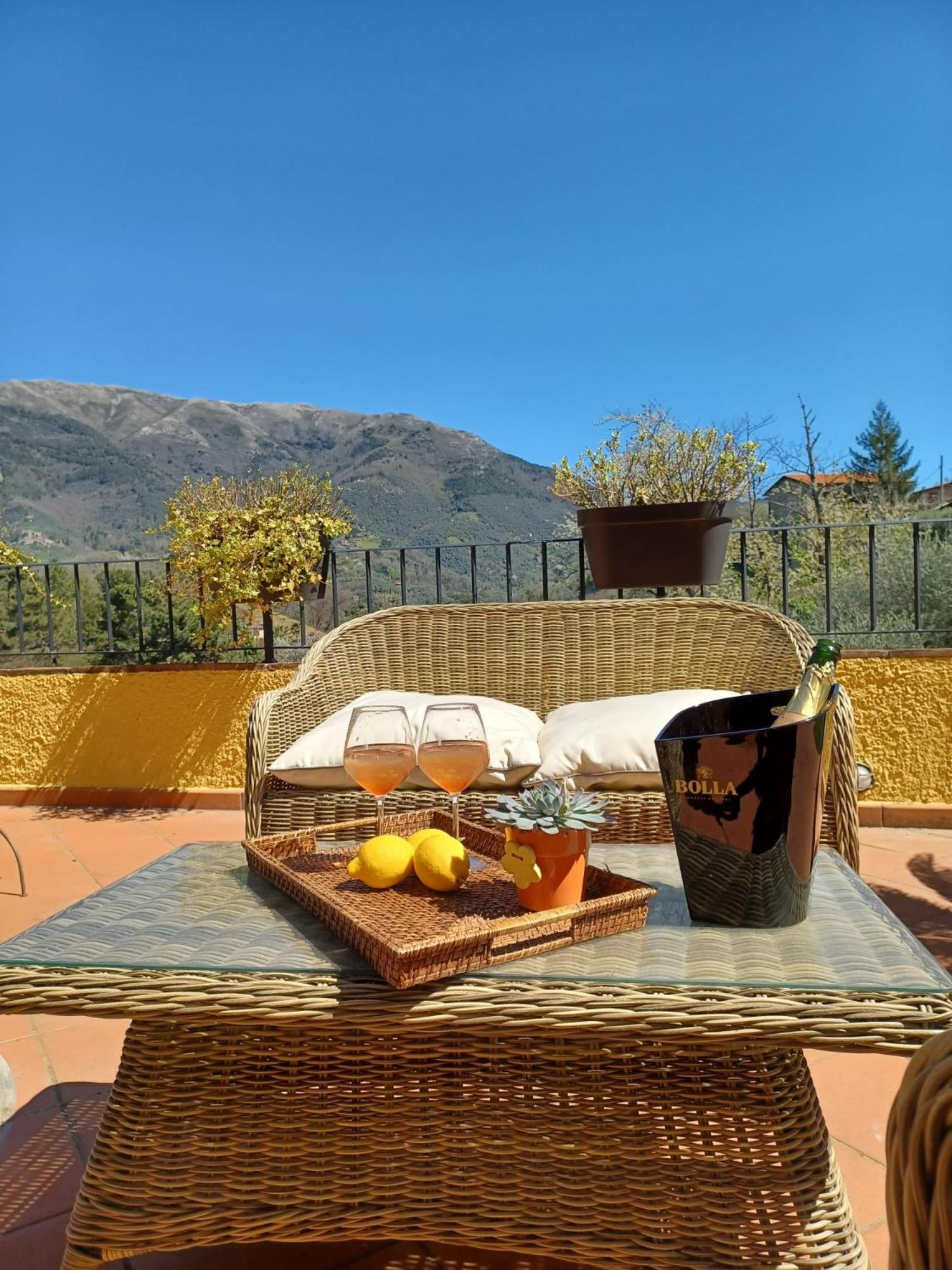 Villa with Private Pool - Photo 44