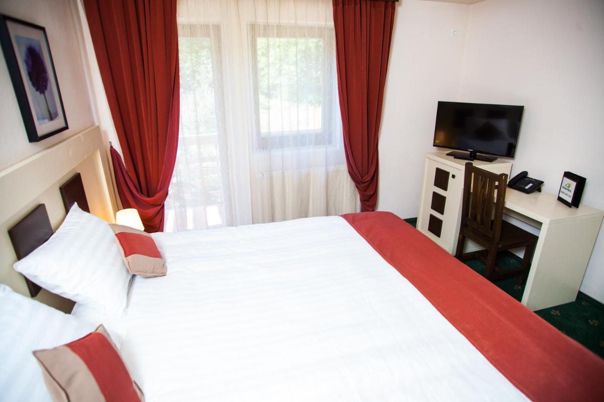 Suite with Balcony photo 2