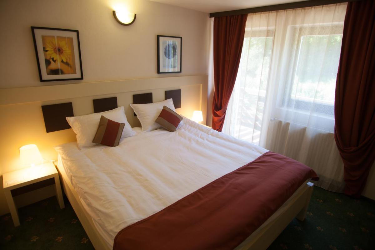 Suite with Balcony photo 3