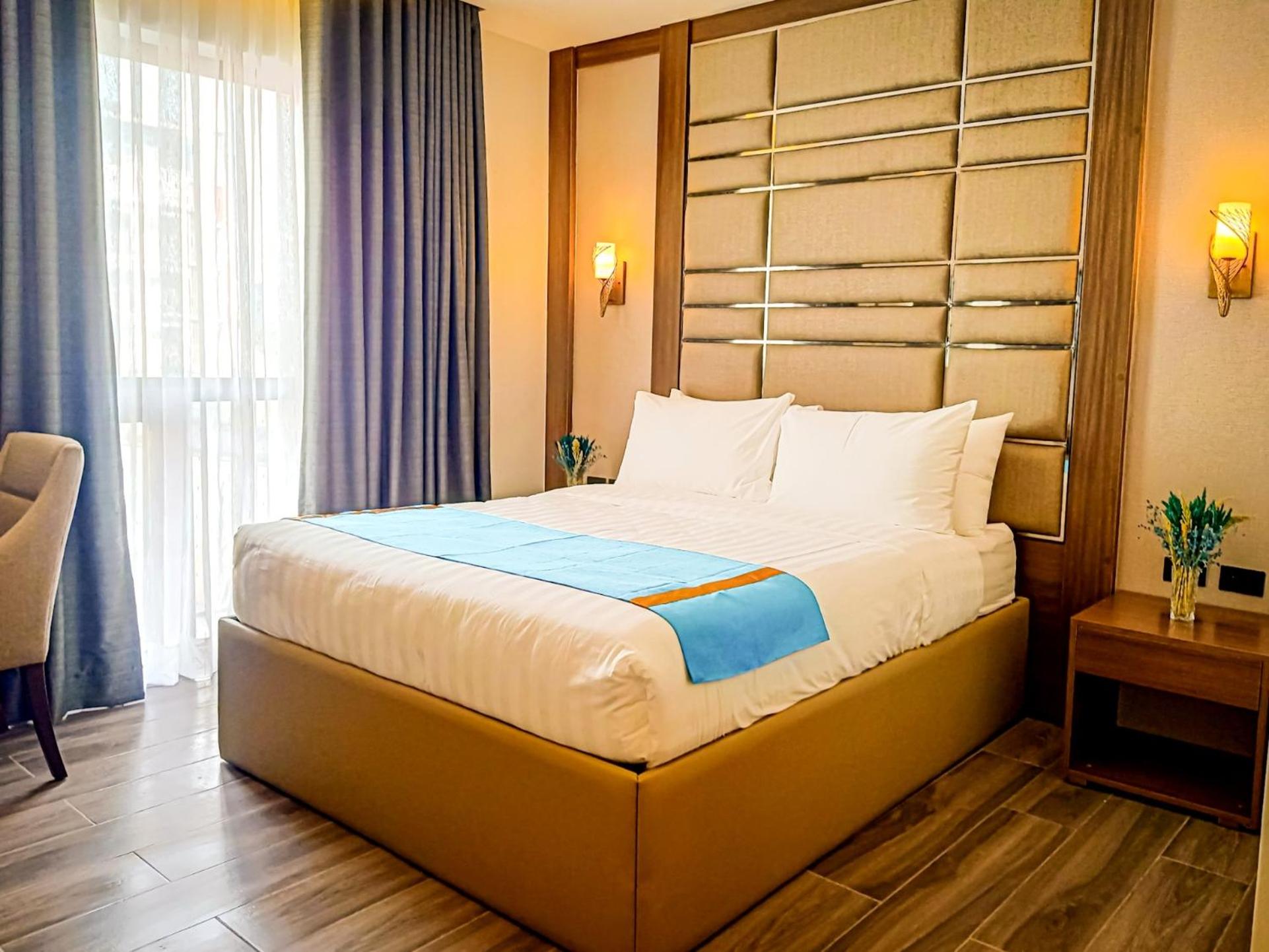 Deluxe Double Room - Photo 2