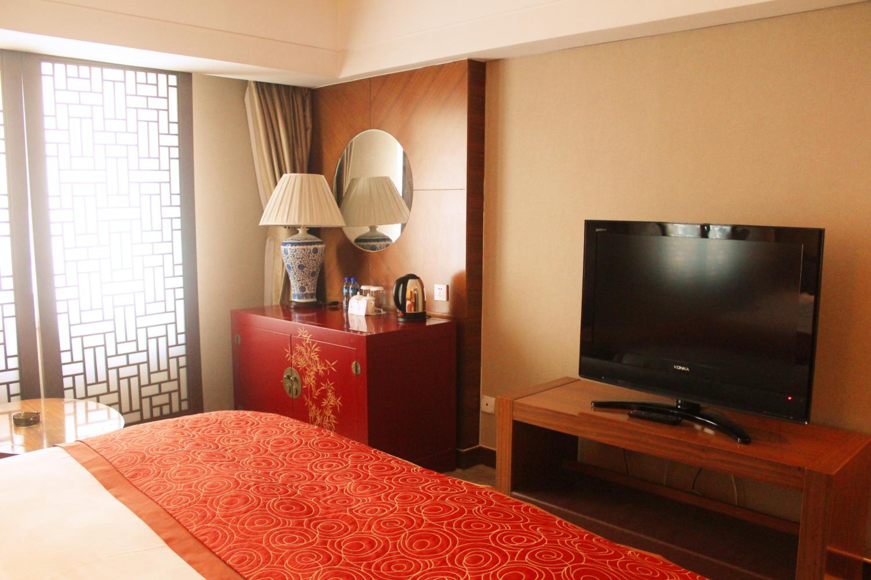 Deluxe Double Room with Park View - Photo 1