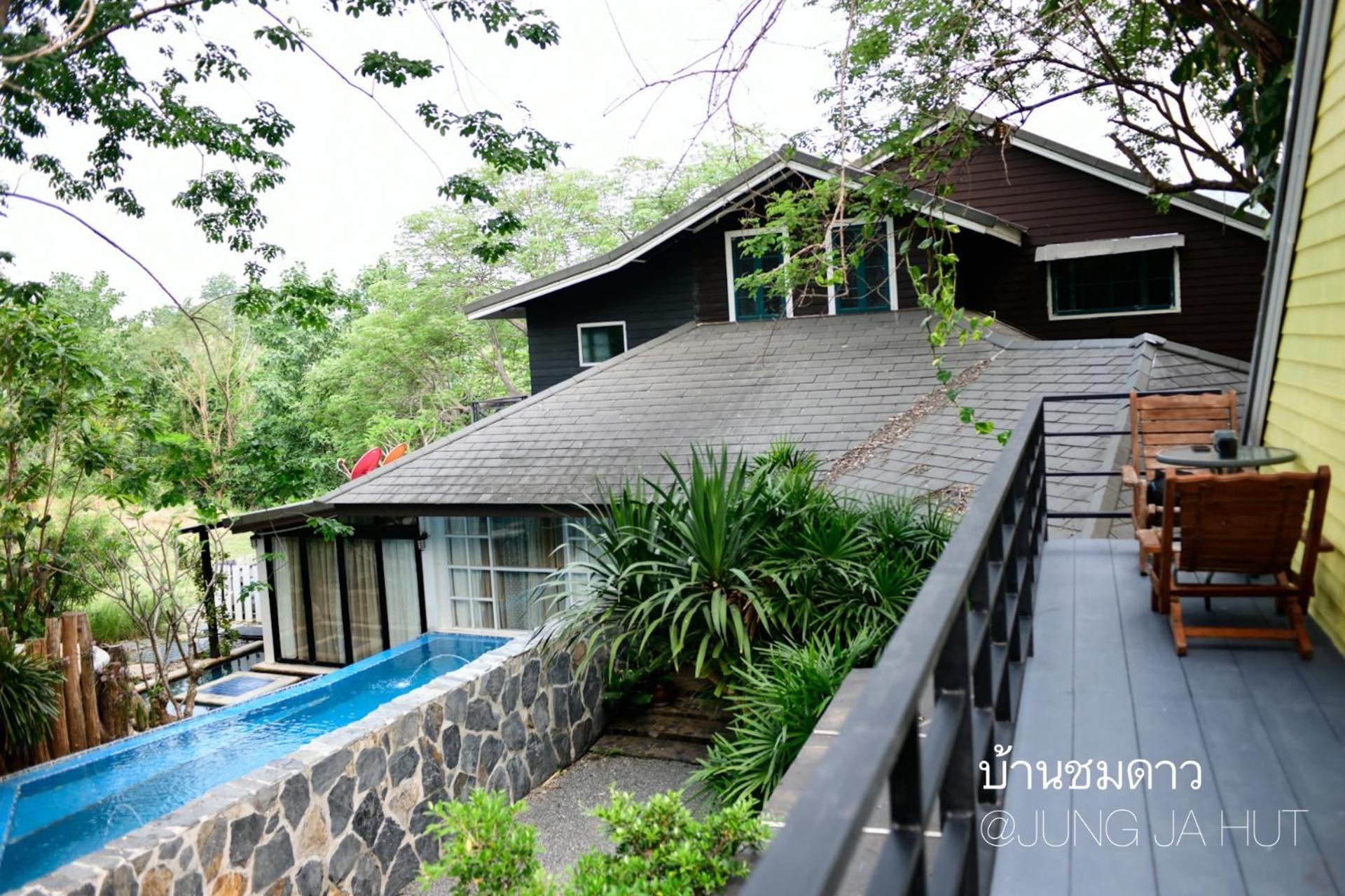 Two-Bedroom Chalet - Photo 11