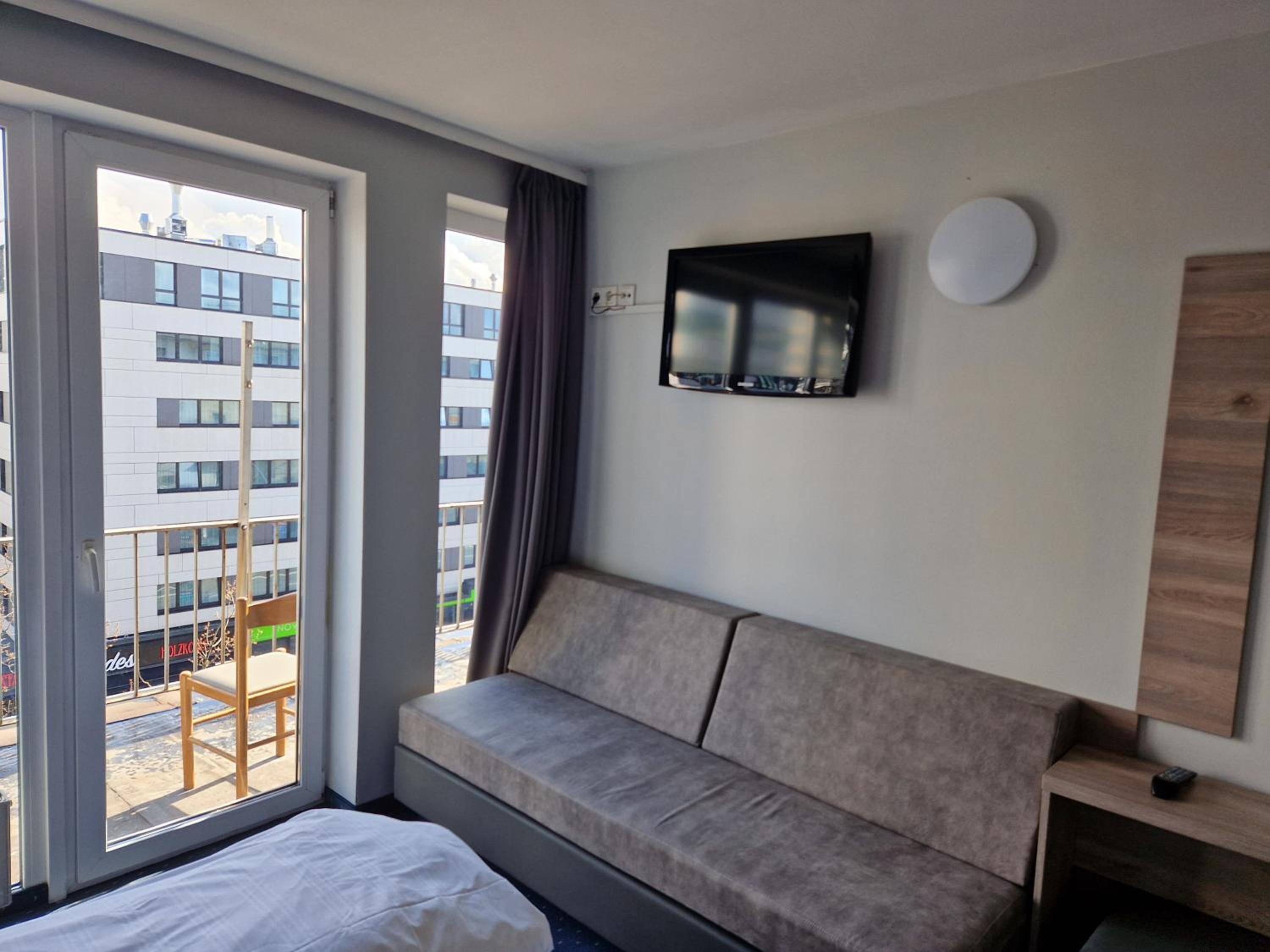 Deluxe Double or Twin Room with Balcony