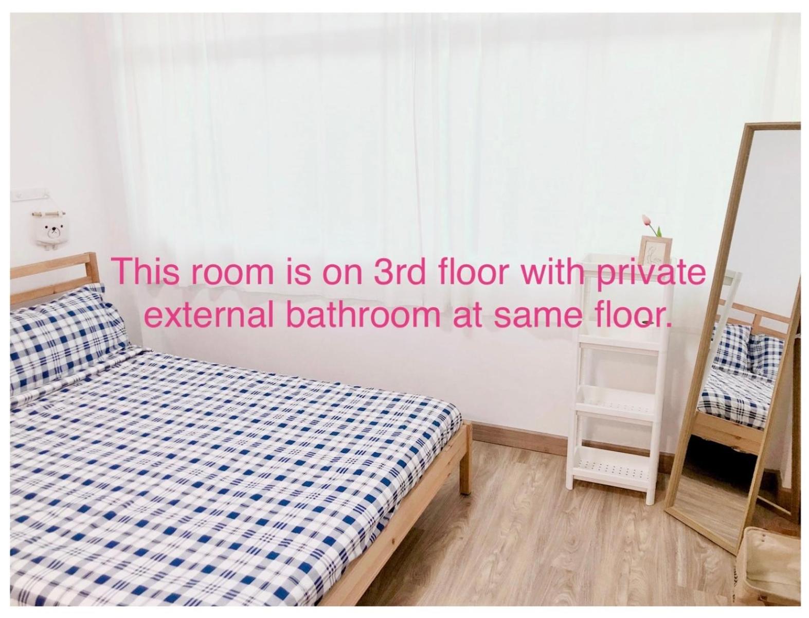 Double Room with Private External Bathroom - Photo 26