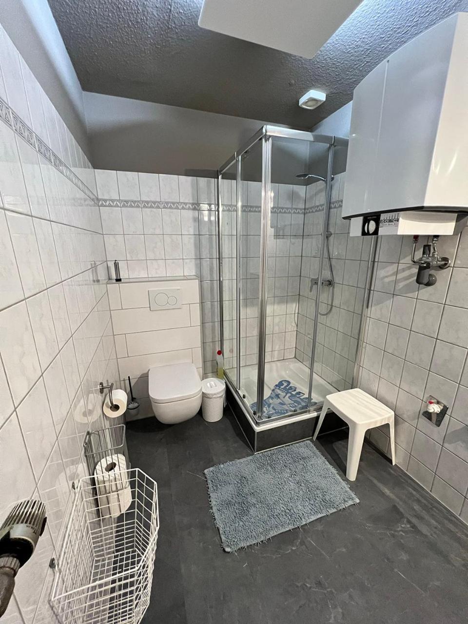 One-Bedroom Apartment thumbnail 5