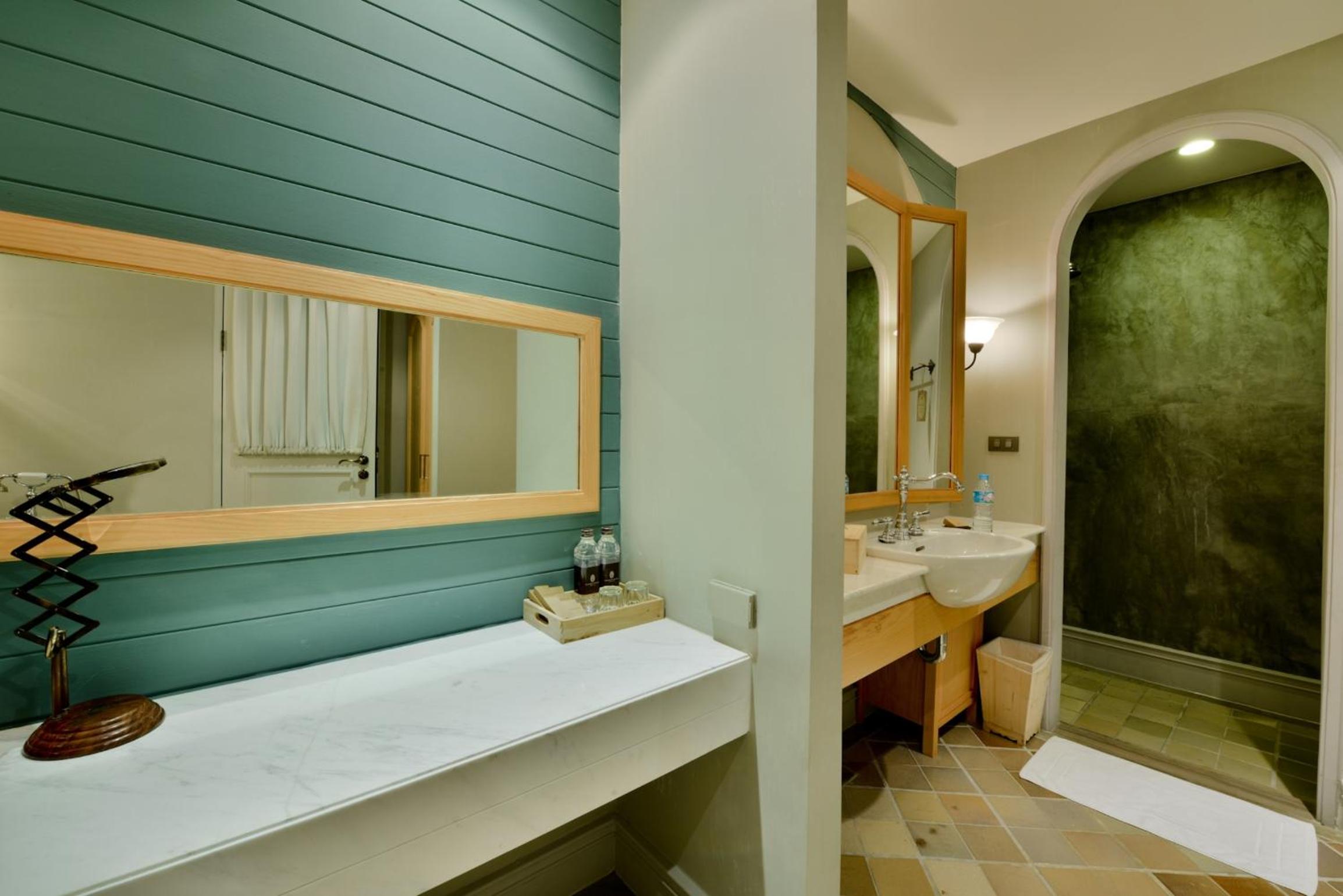 Family Suite - Photo 15