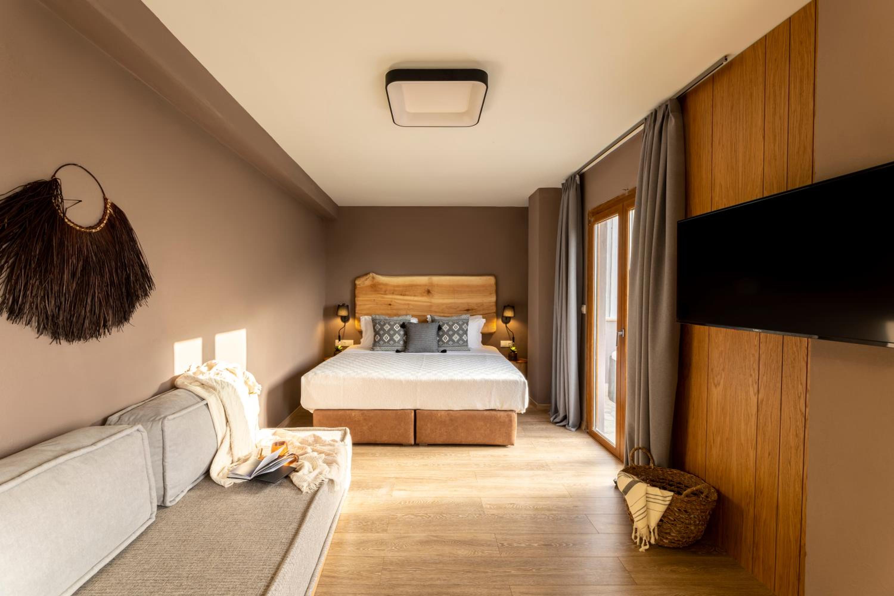 Junior Suite with Outdoor Hot Tub