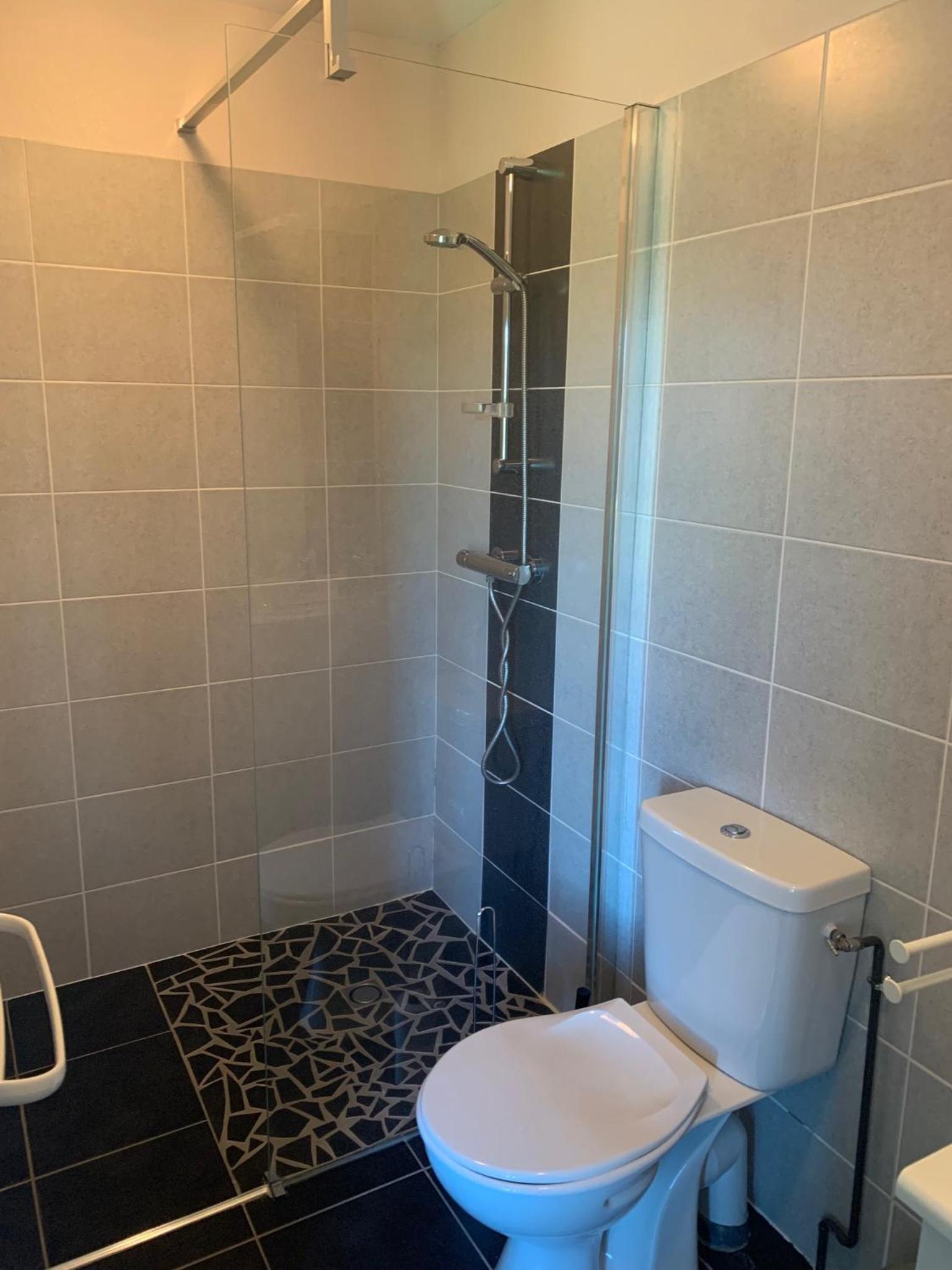 Double Room with Private Bathroom photo 2