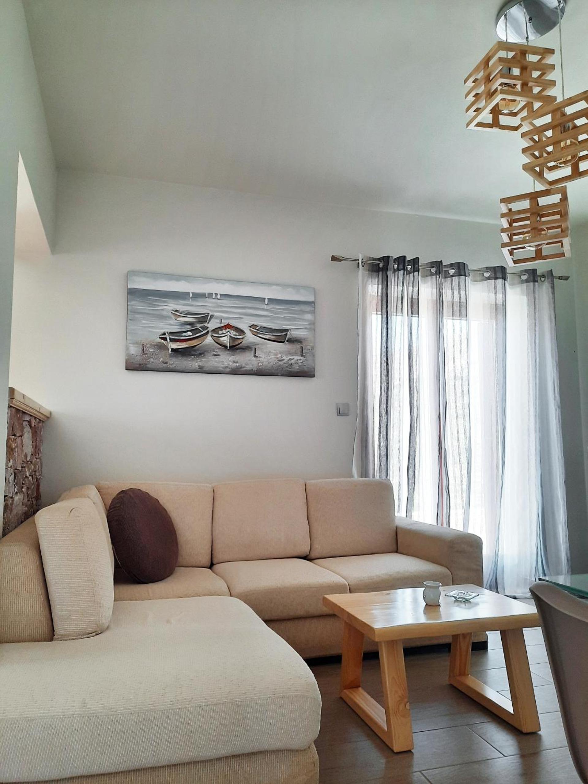 One-Bedroom Apartment - Photo 43