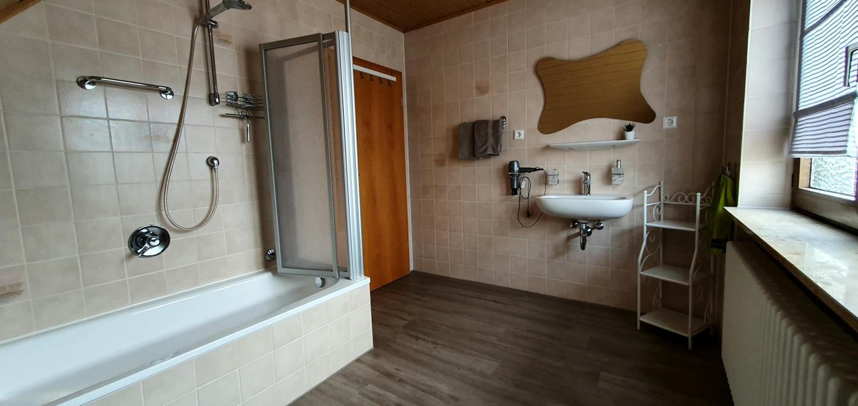 Two-Bedroom Apartment - Photo 8