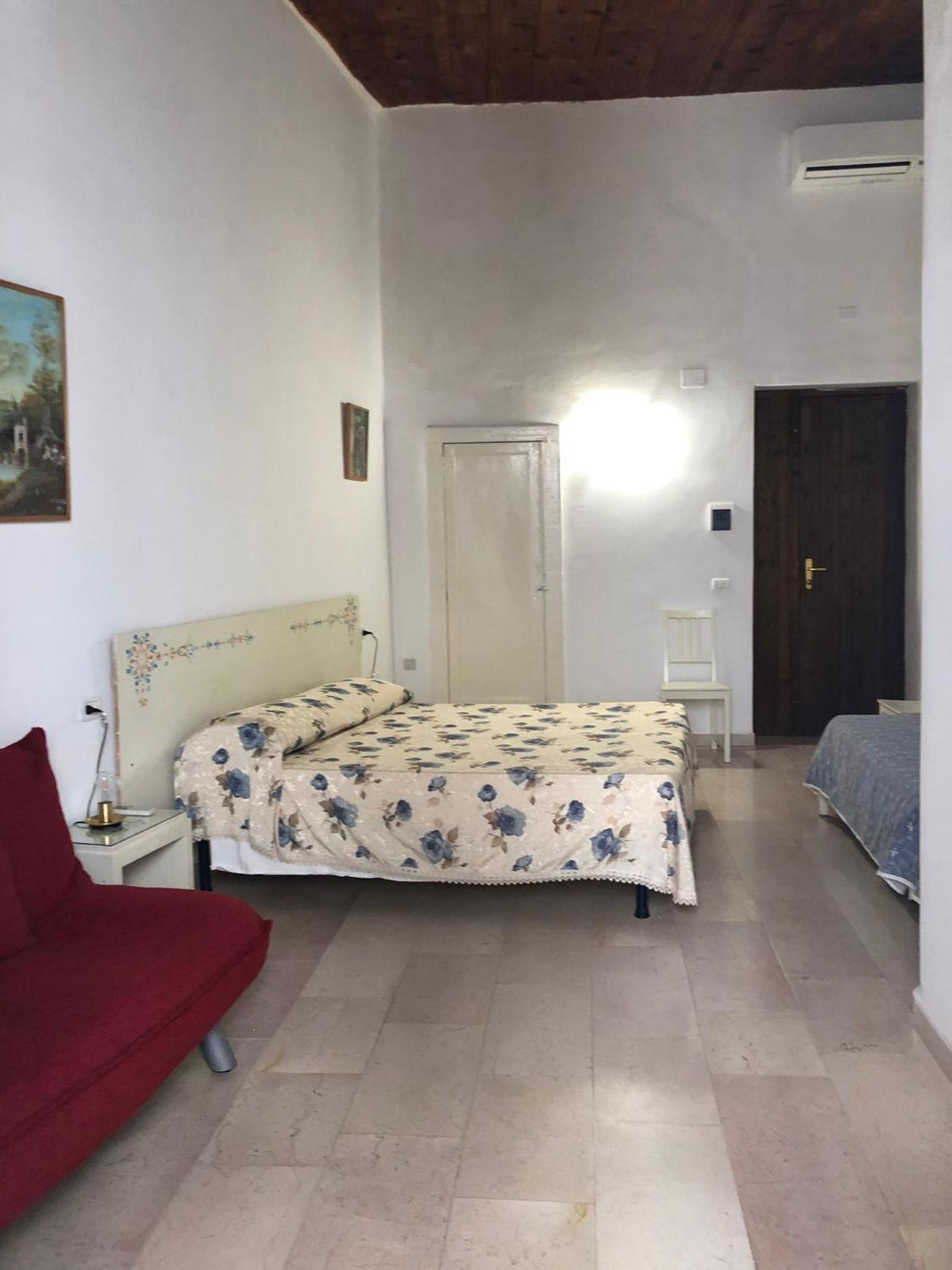 Quadruple Room with Balcony photo 2
