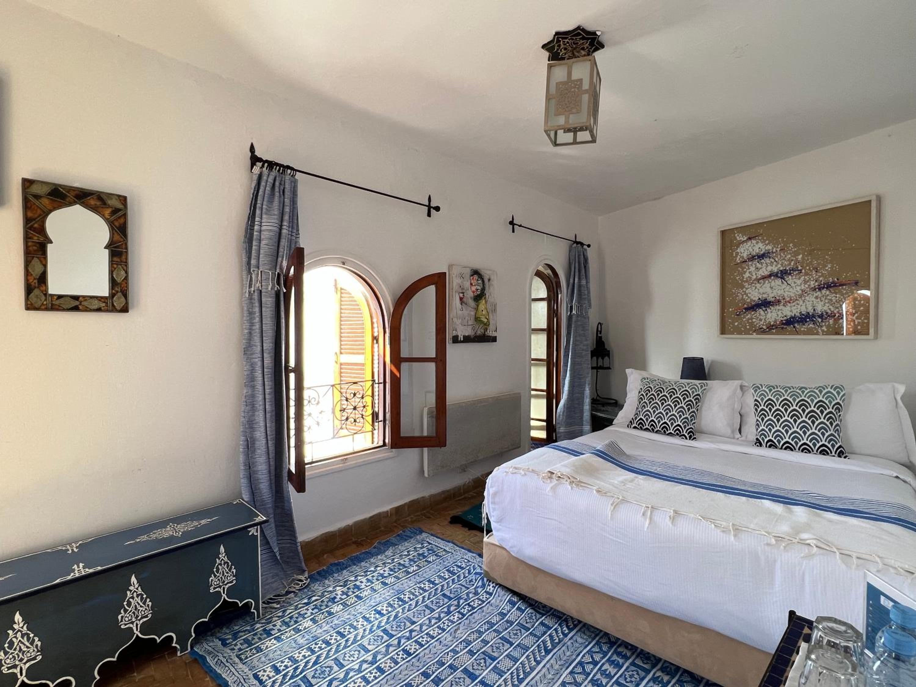 Double Room - Photo 11