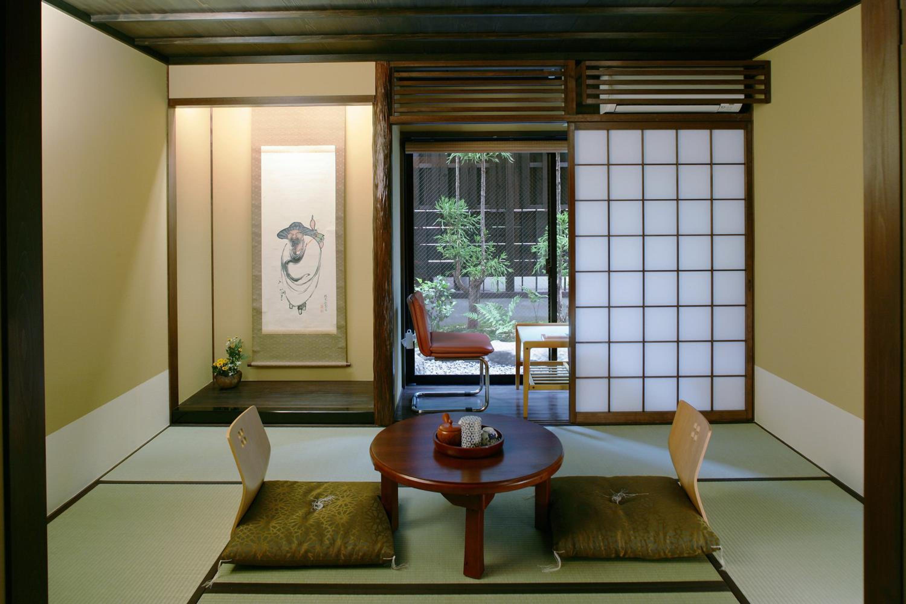Japanese-Style Superior Twin Room with Garden View