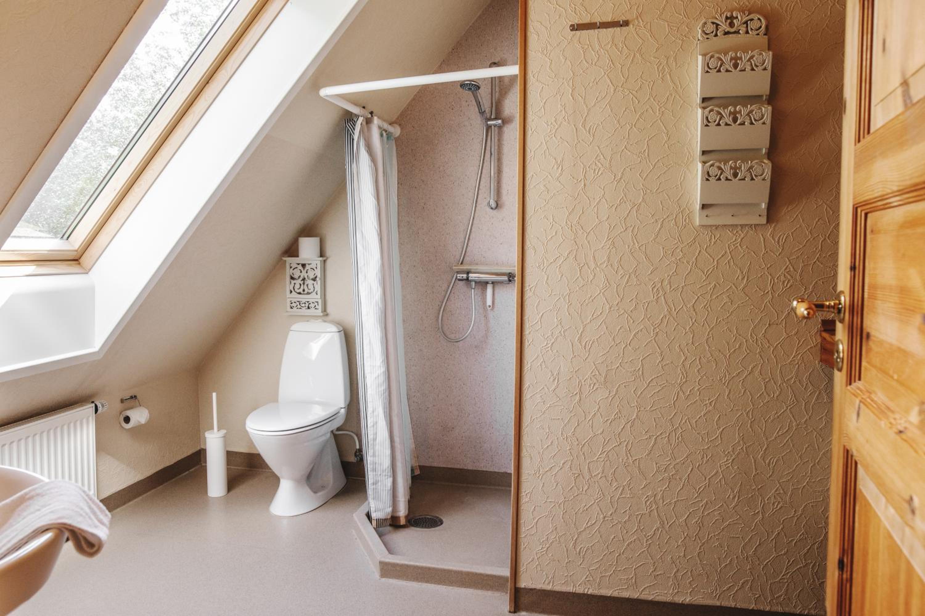 Double Room with Private External Bathroom photo 3