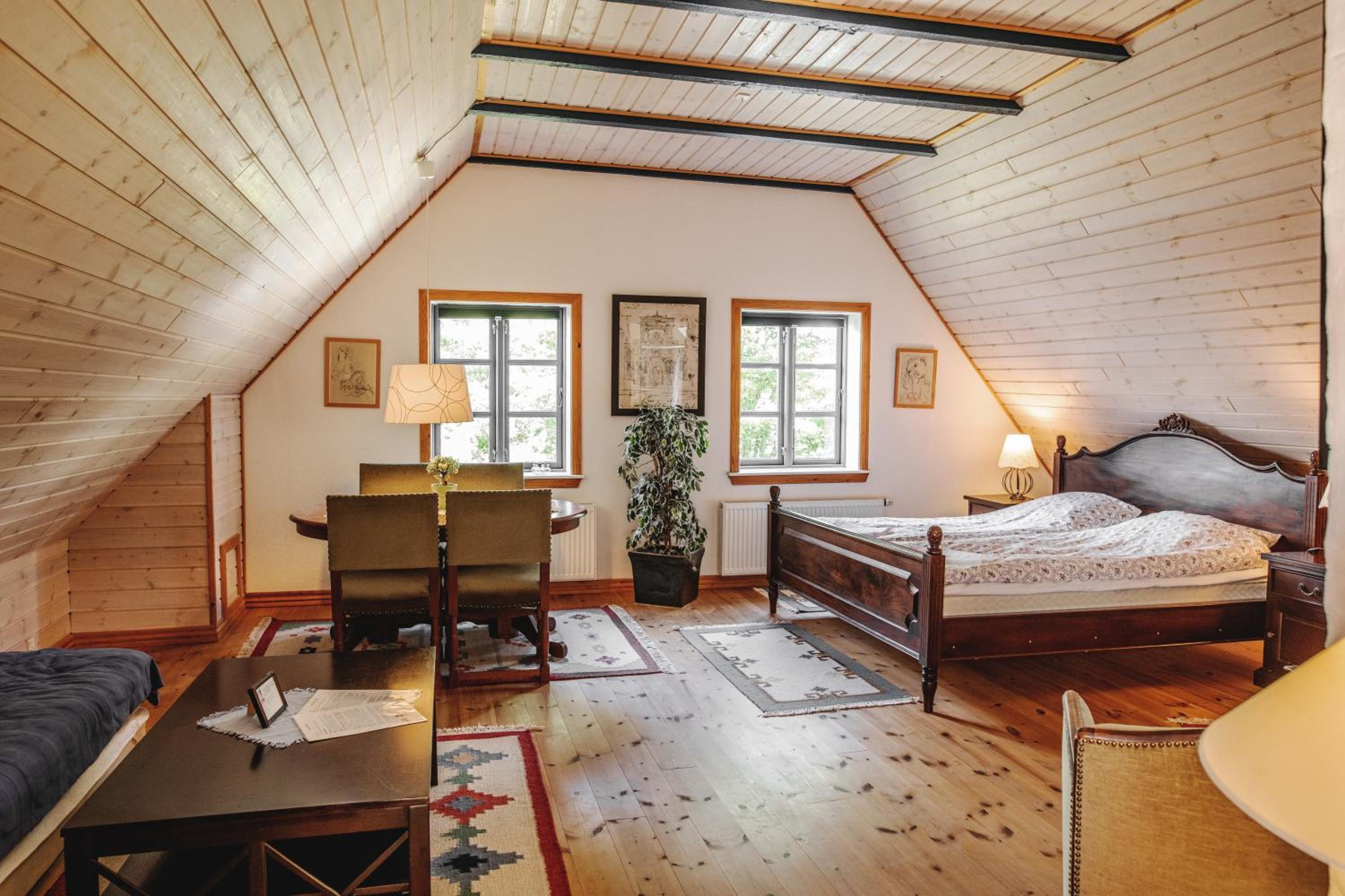 Double Room with Private External Bathroom photo 1