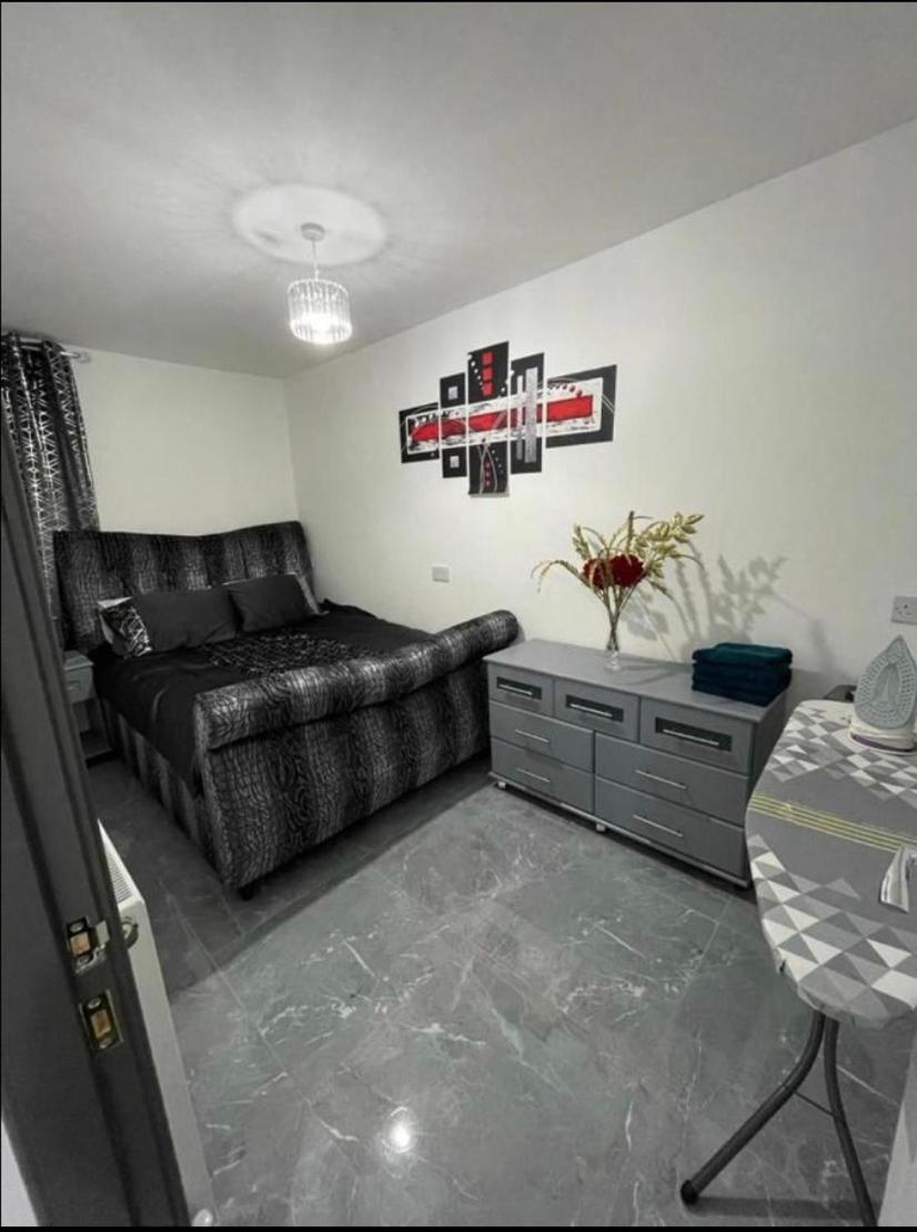 Three-Bedroom Apartment - Photo 14